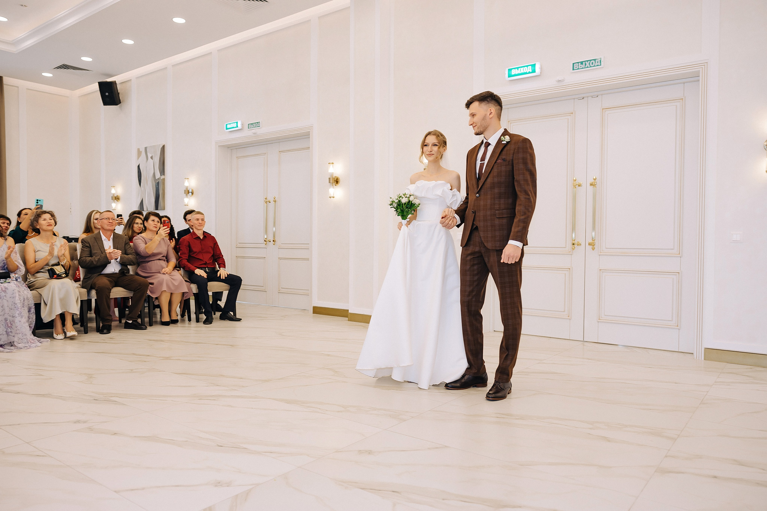 Мгновения. Александр Антонов. Профессиональный свадебный, репортажный фотограф в Москве, Подольске. Фото+Видео на любой праздник