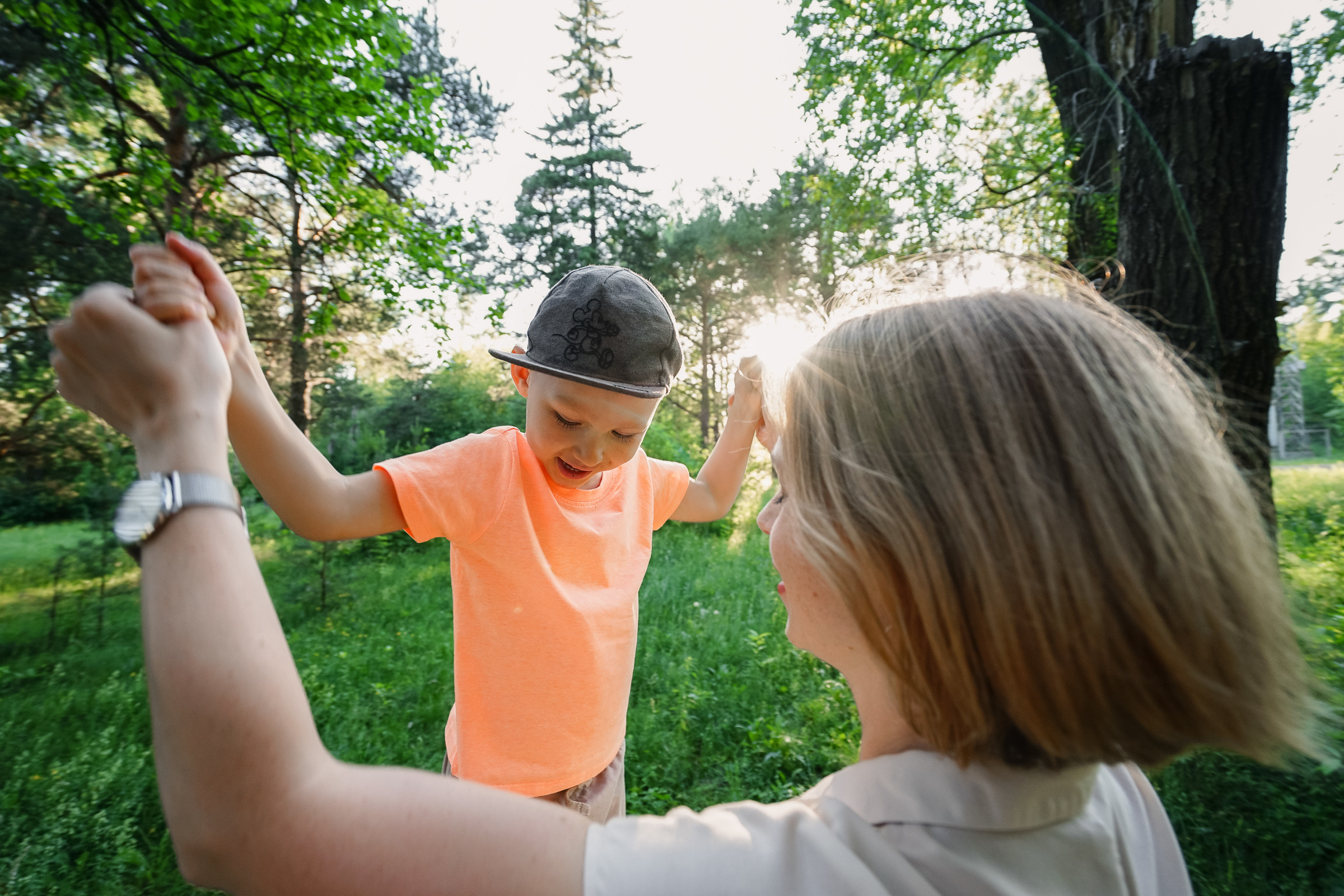 Лесной пикник. Семейные фотосессии и свадьбы в Краснотурьинске
