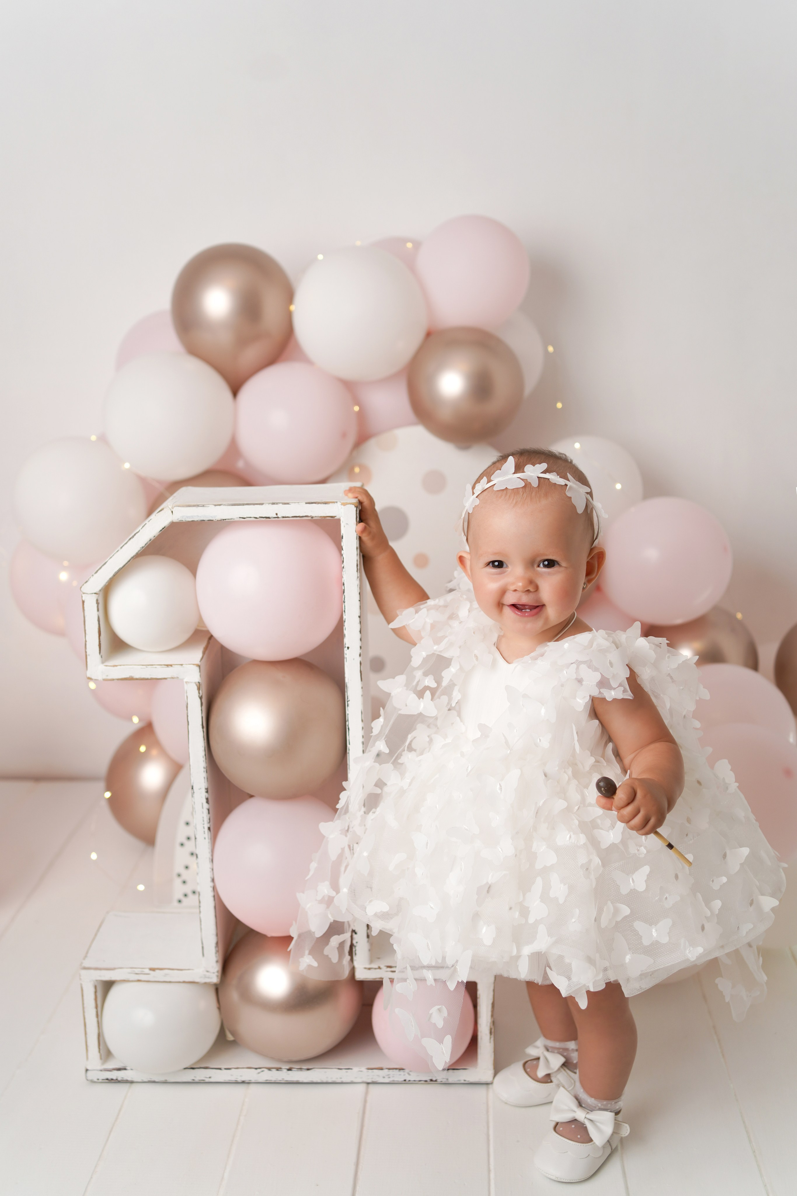 Детская фотосессия Первый годик Милены. Детский фотограф и фотограф новорожденных в Калининград Оксана Иваний