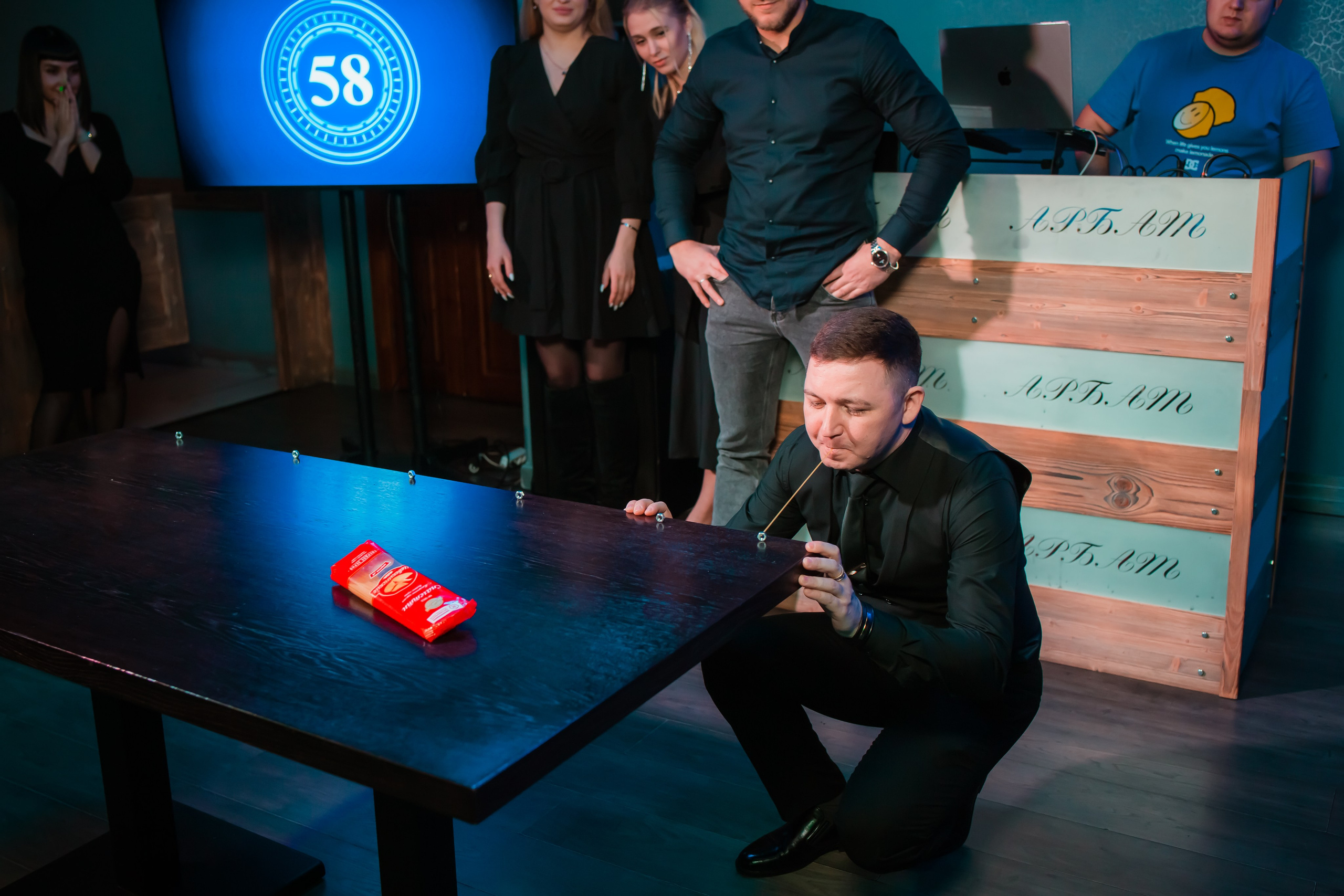 День Рождение Рябинина Ивана. Репортажный фотограф Василий Сазонов в Нижневартовске