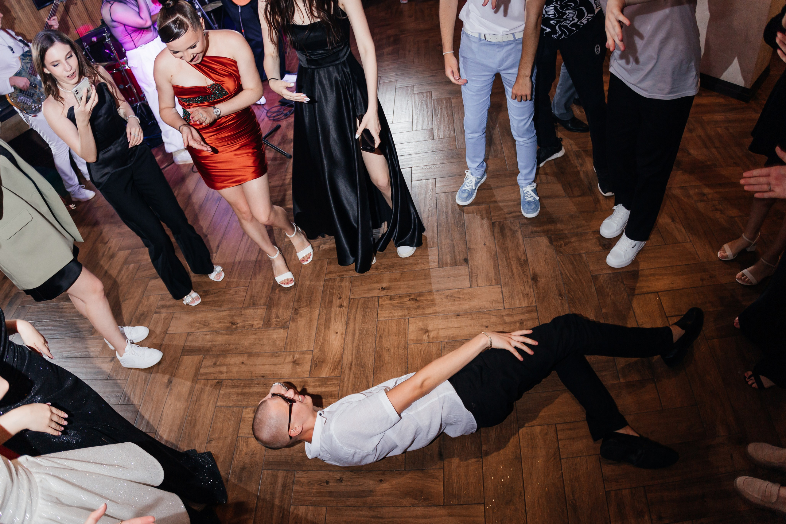 Выпускной 11 «А». Школа № 42. Свадебный фотограф в Краснодаре Николай Крауз