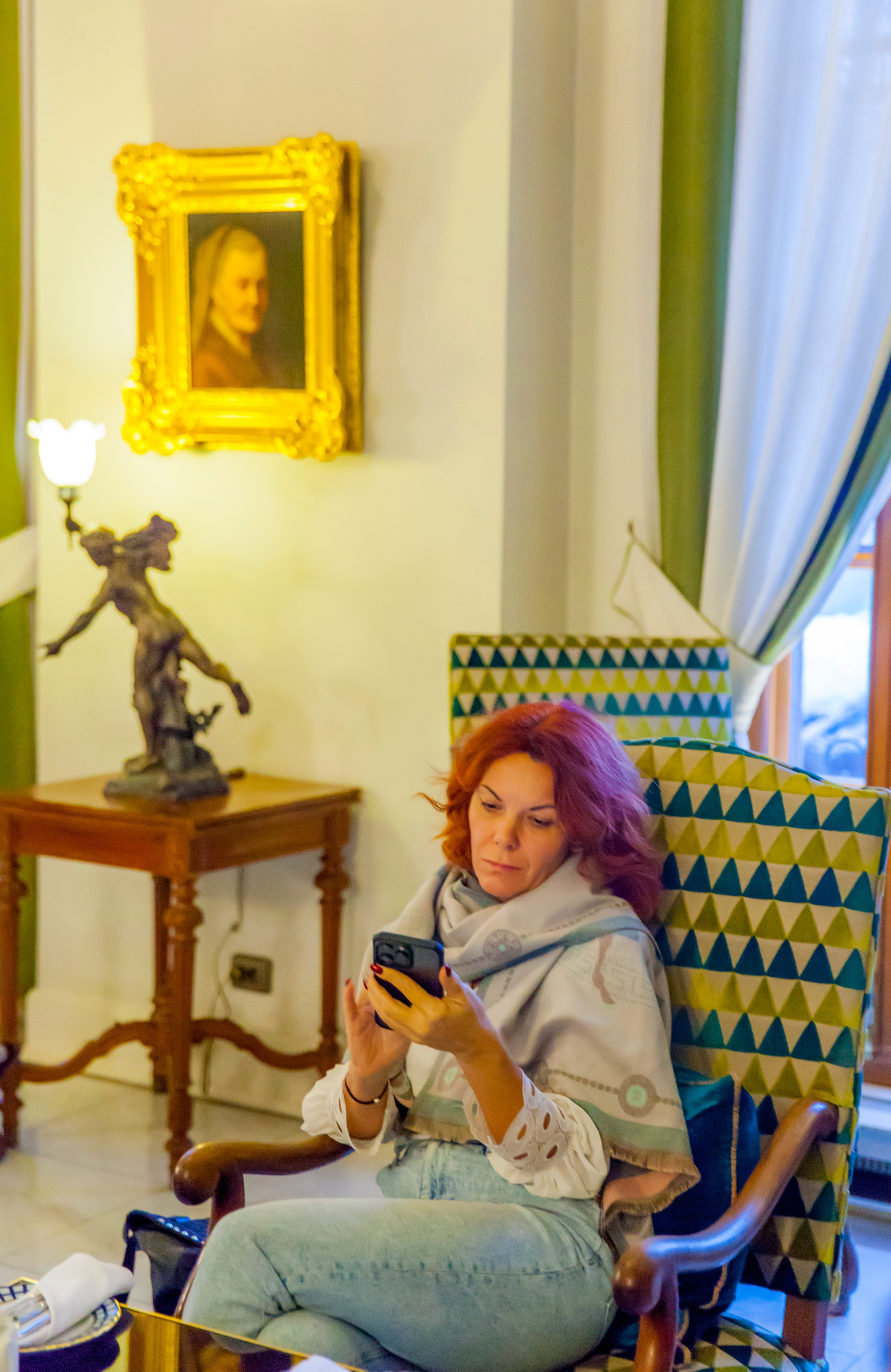 Фарфоровая экспедиция в Петербурге. Ольга Черешнева. Фотограф Александра Степанова