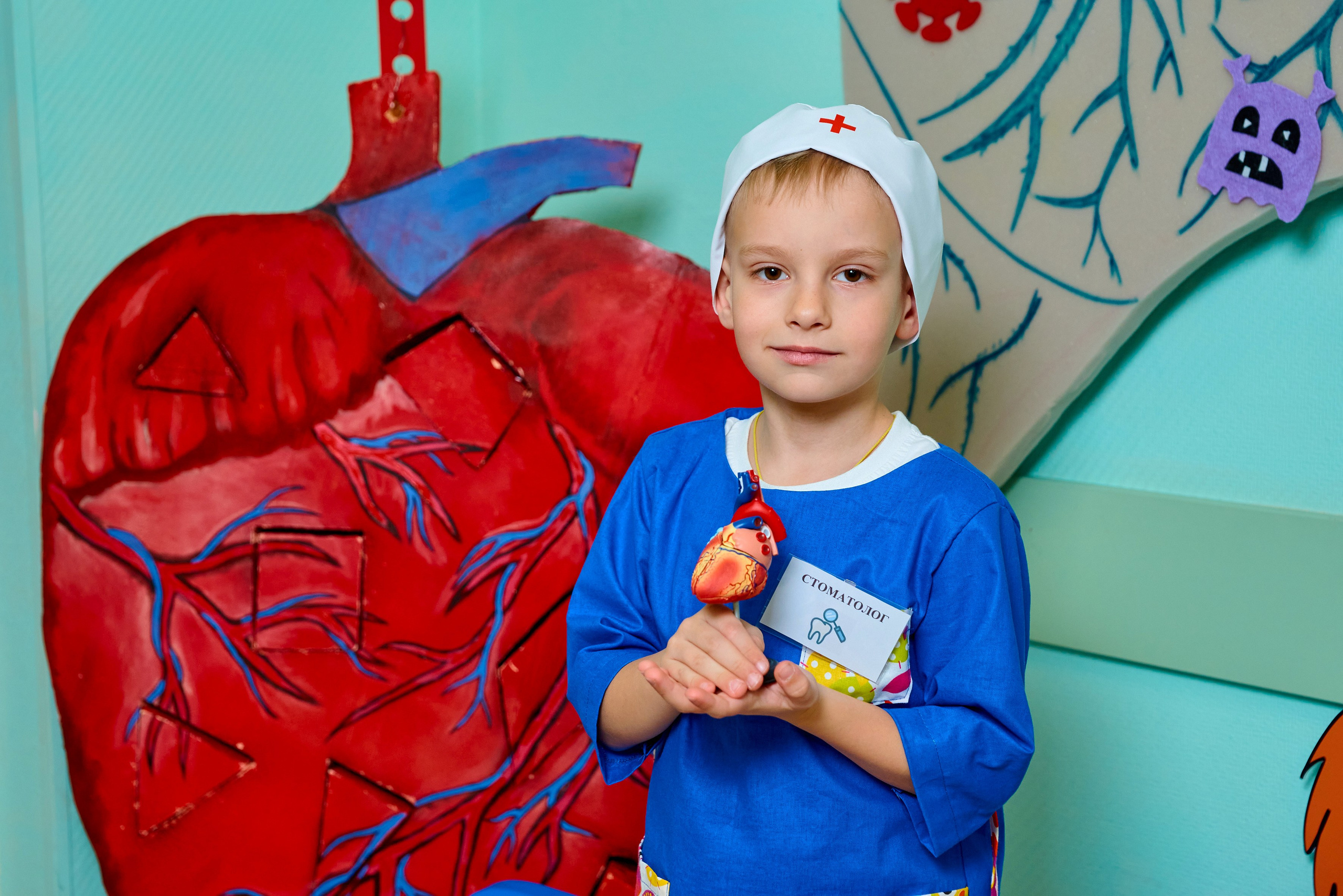 Игры и занятия в группе. Childrenfoto.ru