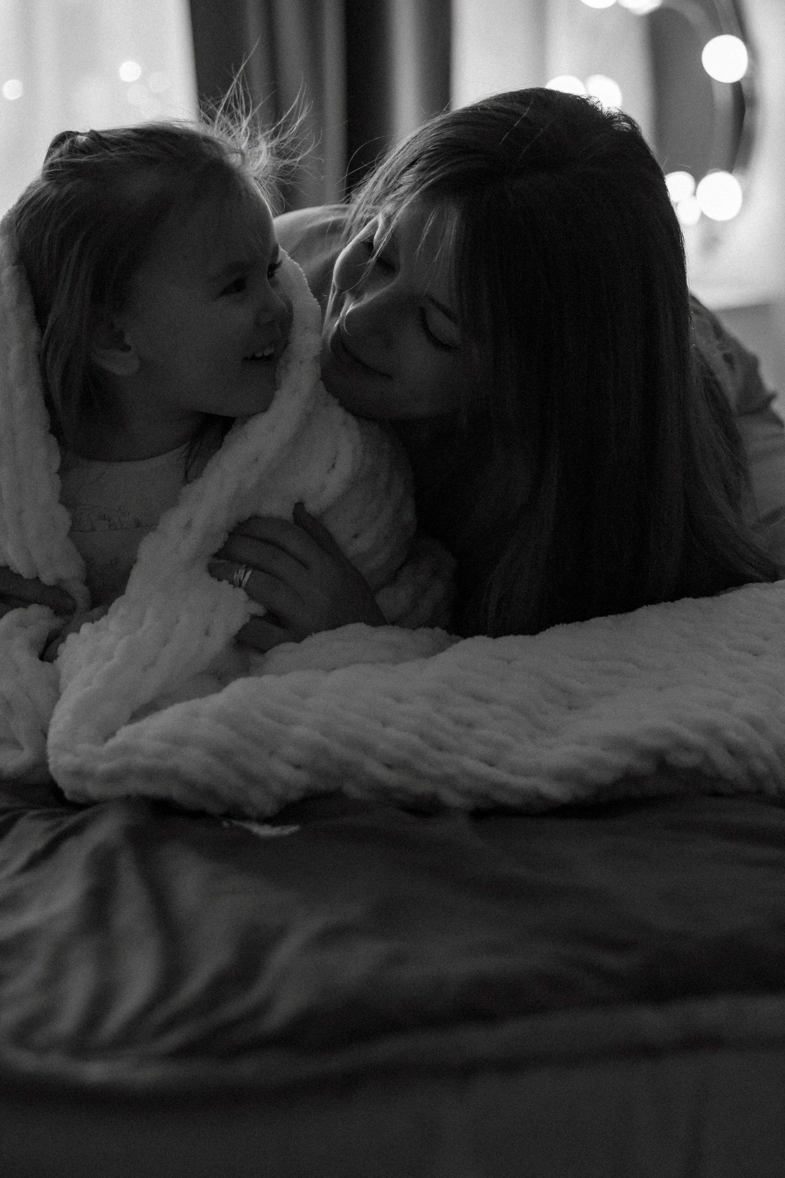 Аня и Васелиса. Главная