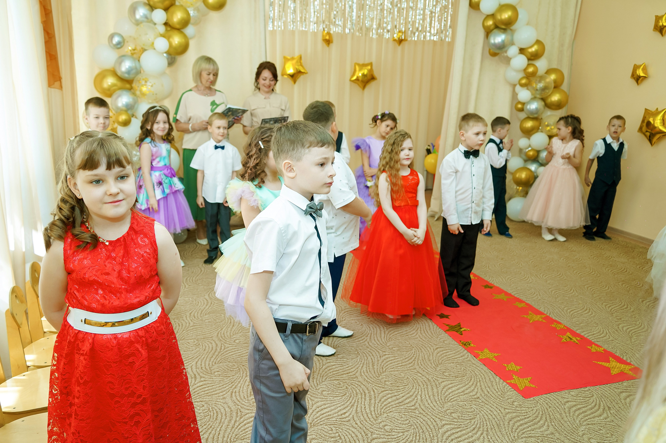 Фотосъемка видеосъёмка фотограф видеооператор новогодних утренников  в. Фотограф, видеооператор Нина Коршунова