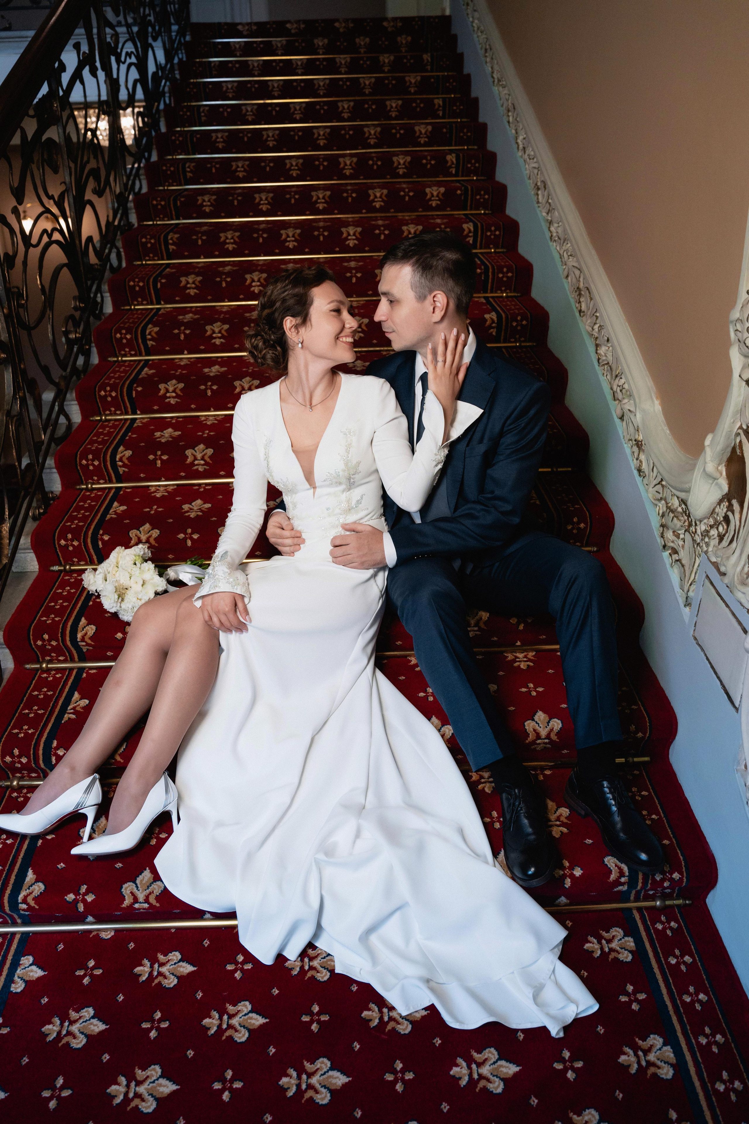 Свадебная фотосессия в гостинице Националь (сборы невесты)