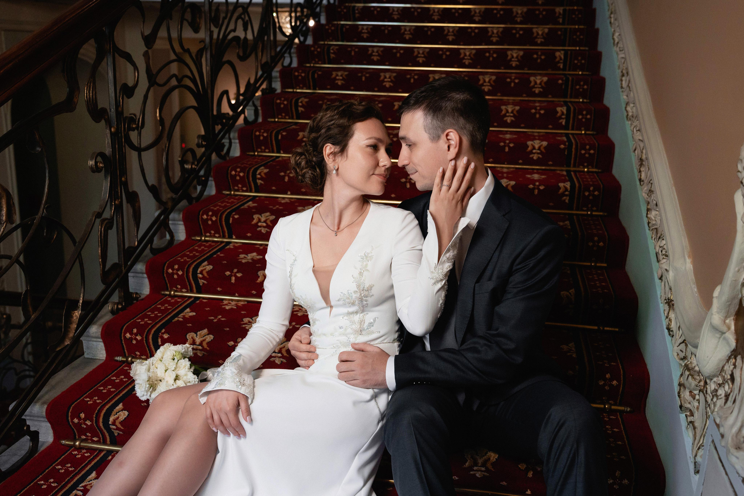 Свадебная фотосессия в гостинице Националь (сборы невесты)