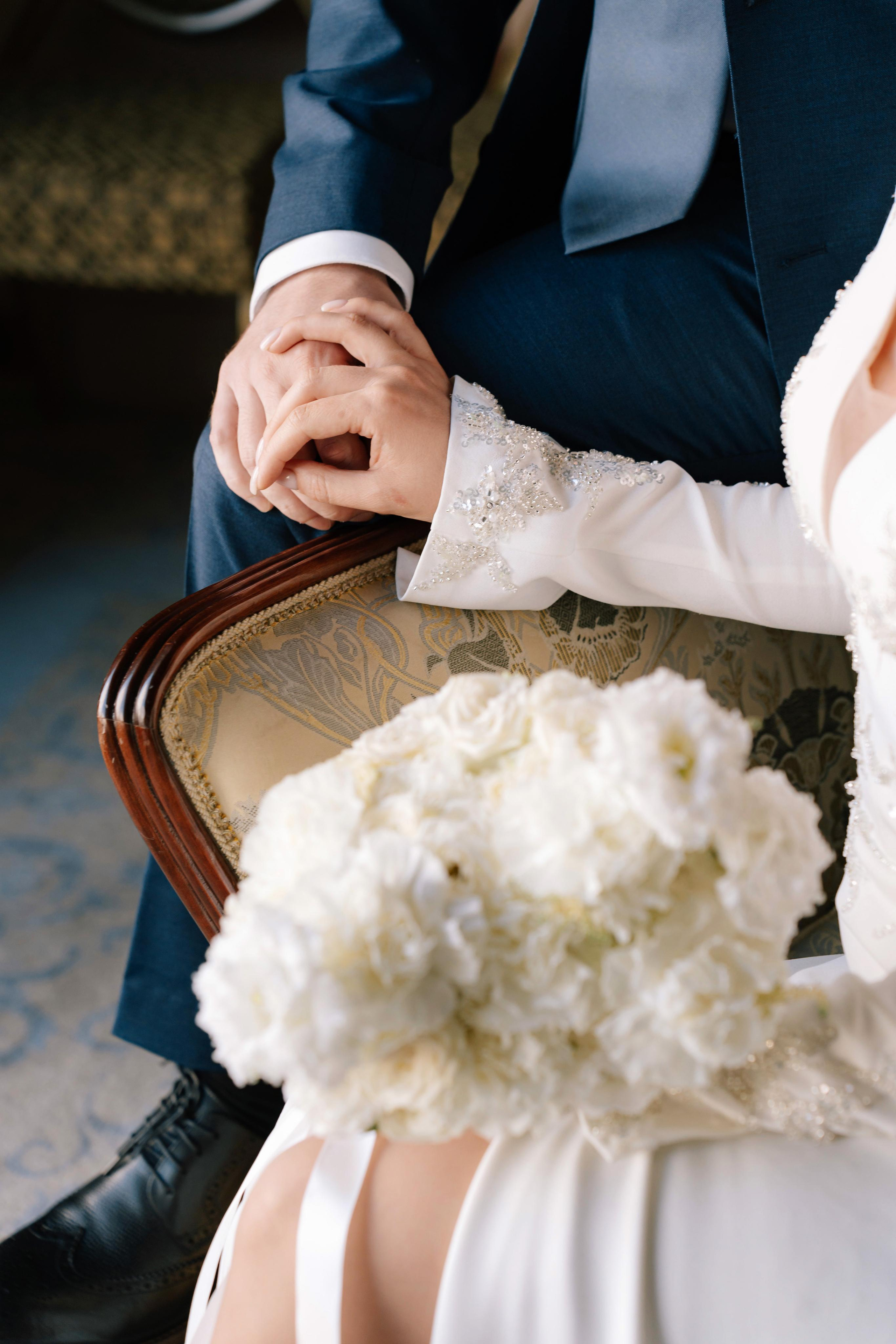 Свадебная фотосессия в гостинице Националь (сборы невесты)