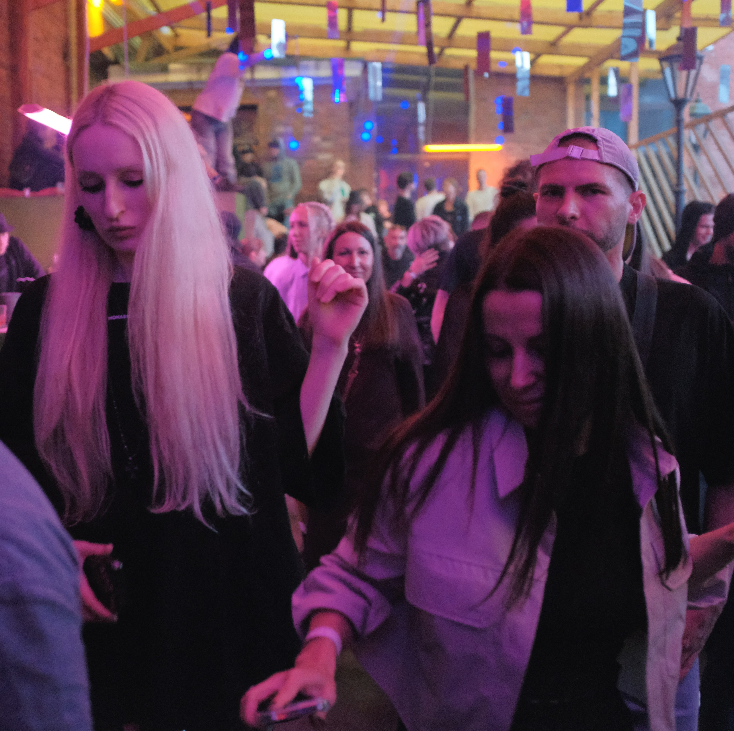 Мир2/16.08.2025. Репортажный фотограф в Санкт-Петербурге Даниил Могута