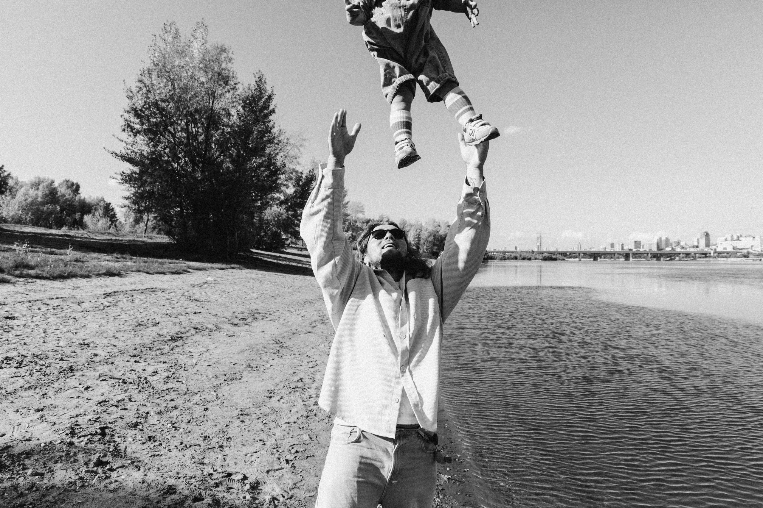 Выманивает из квартир природа нас на выходные. Осенний лес — особый мир. Ведут тропинки потайные…. Душевный фотограф Ваших самых ярких событий Марина Погребняк