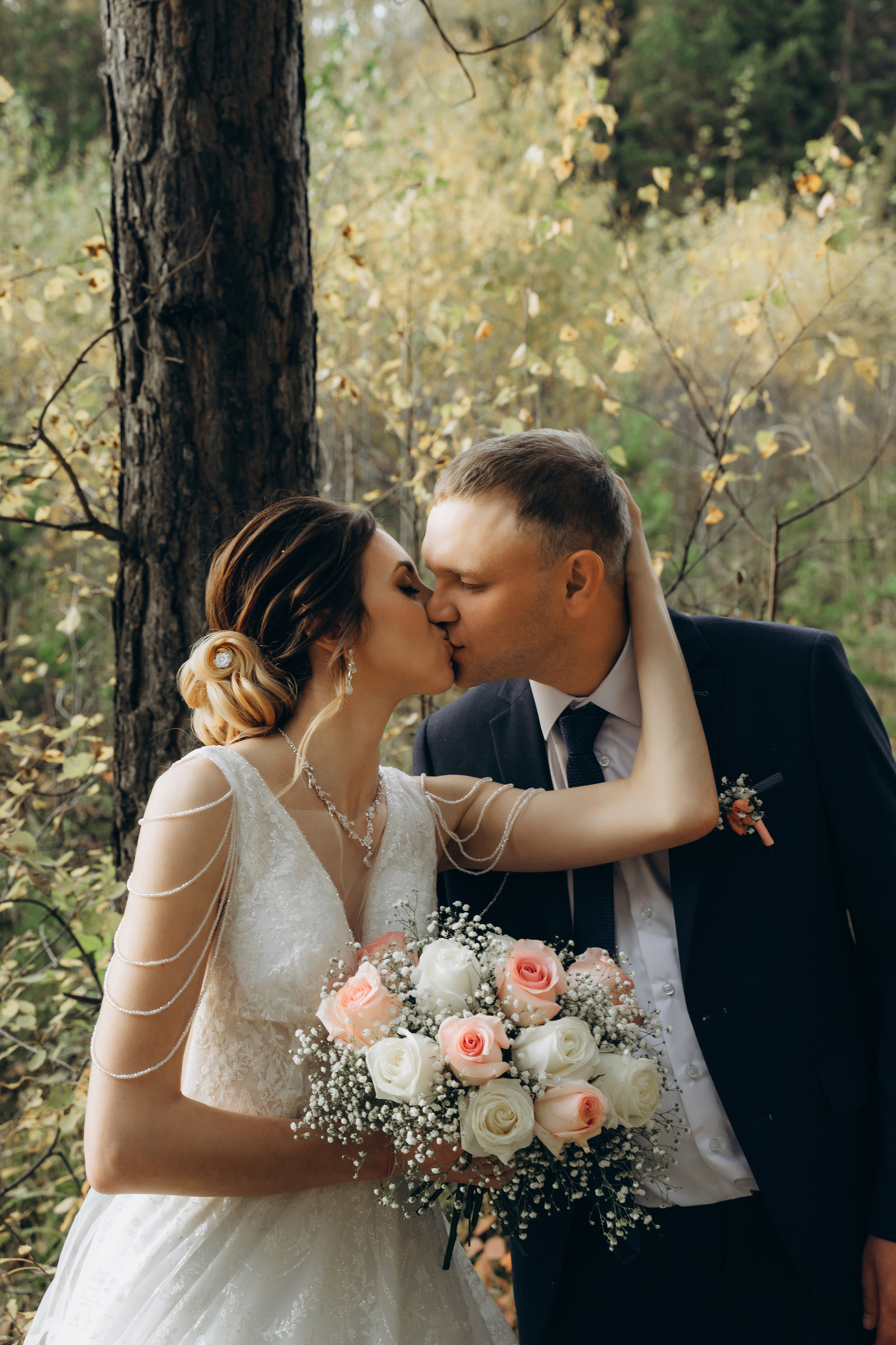 Саша + Ира. Моменты и истории о вас настоящих