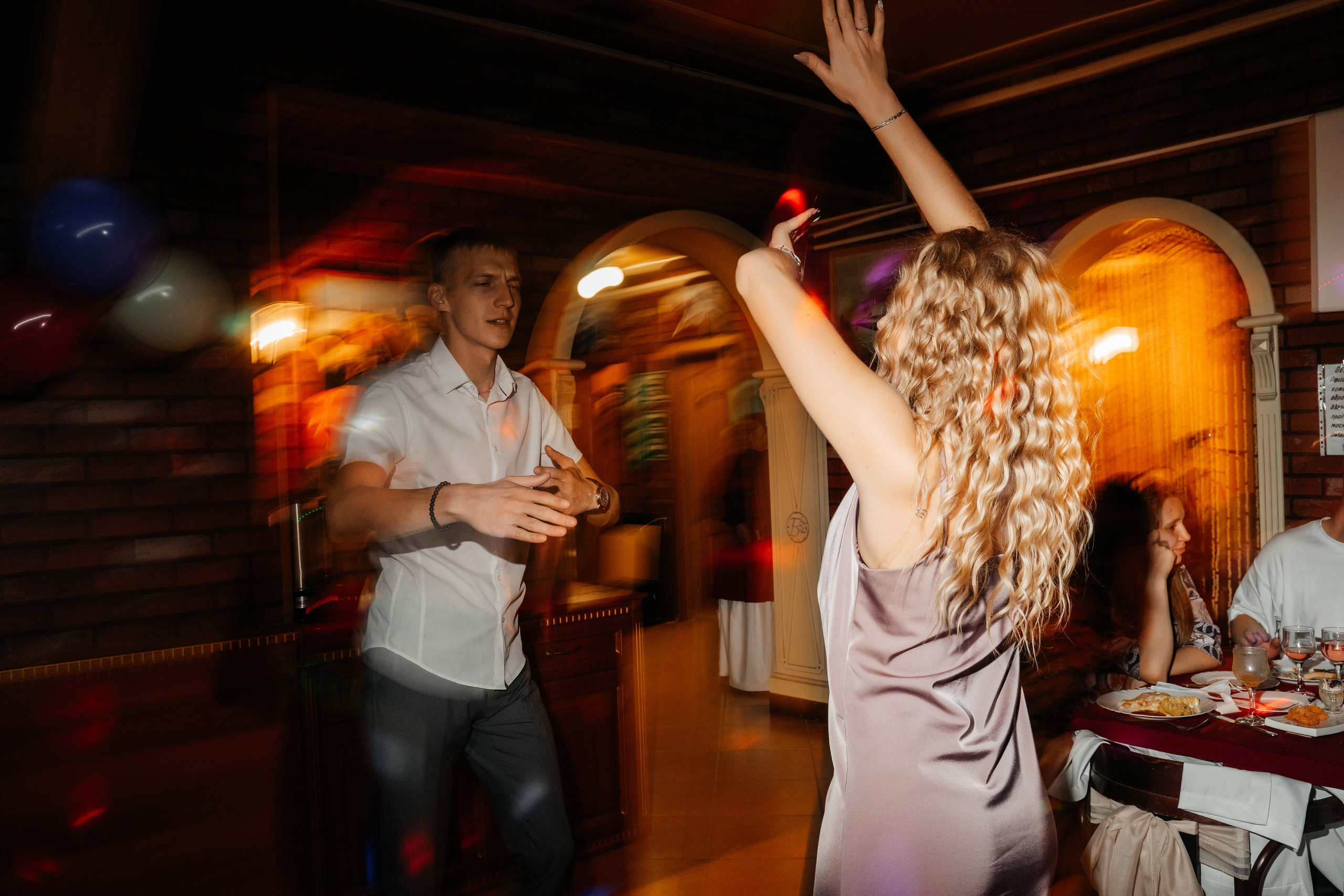 Саша + Ира. Моменты и истории о вас настоящих