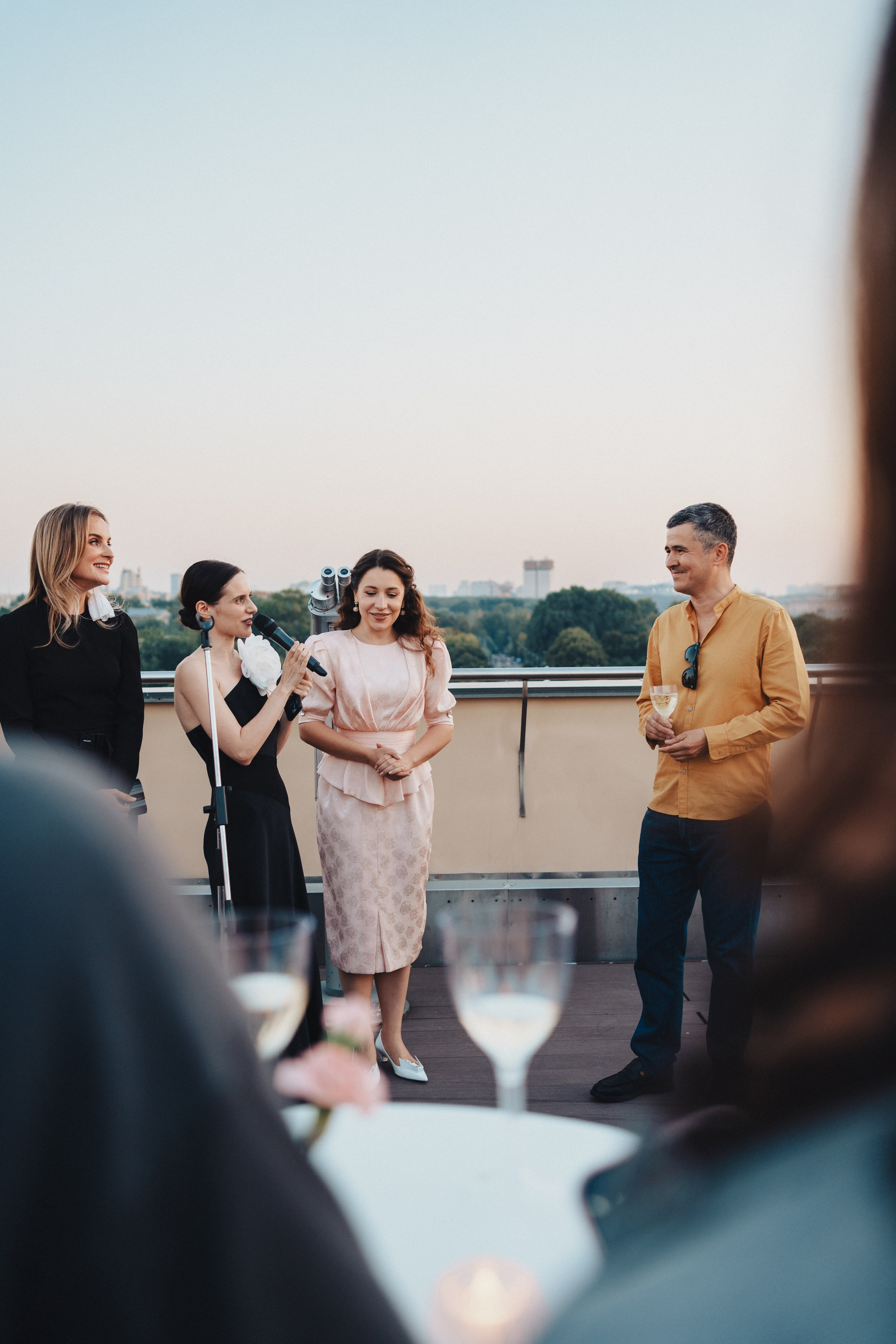 Выставка на крыше Парка Горького. Семейный и детский фотограф и видеограф в Москве, Серпухове и Тарусе Валерия Сорокина