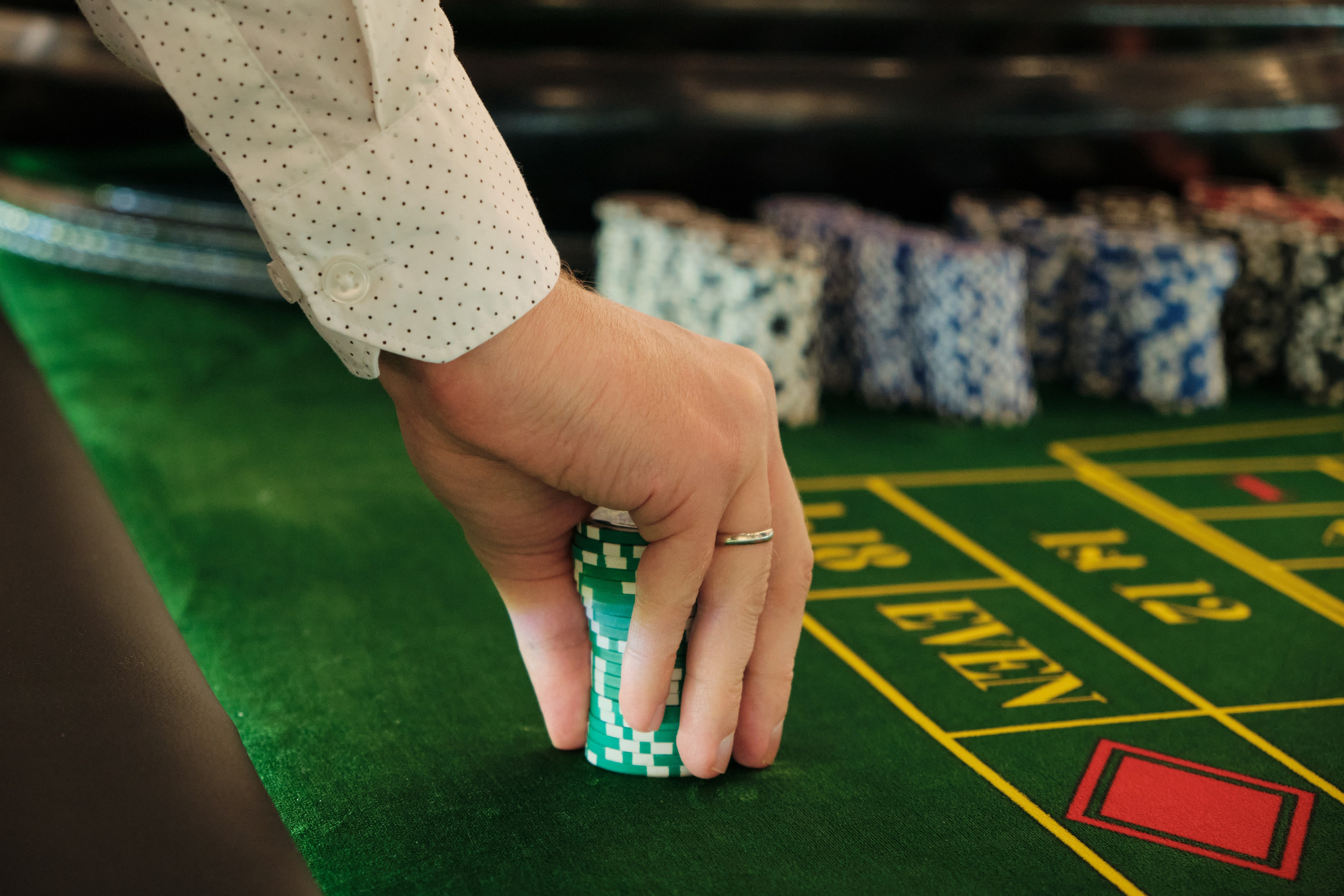 Открытие салона 100 градусов. Антон Ив