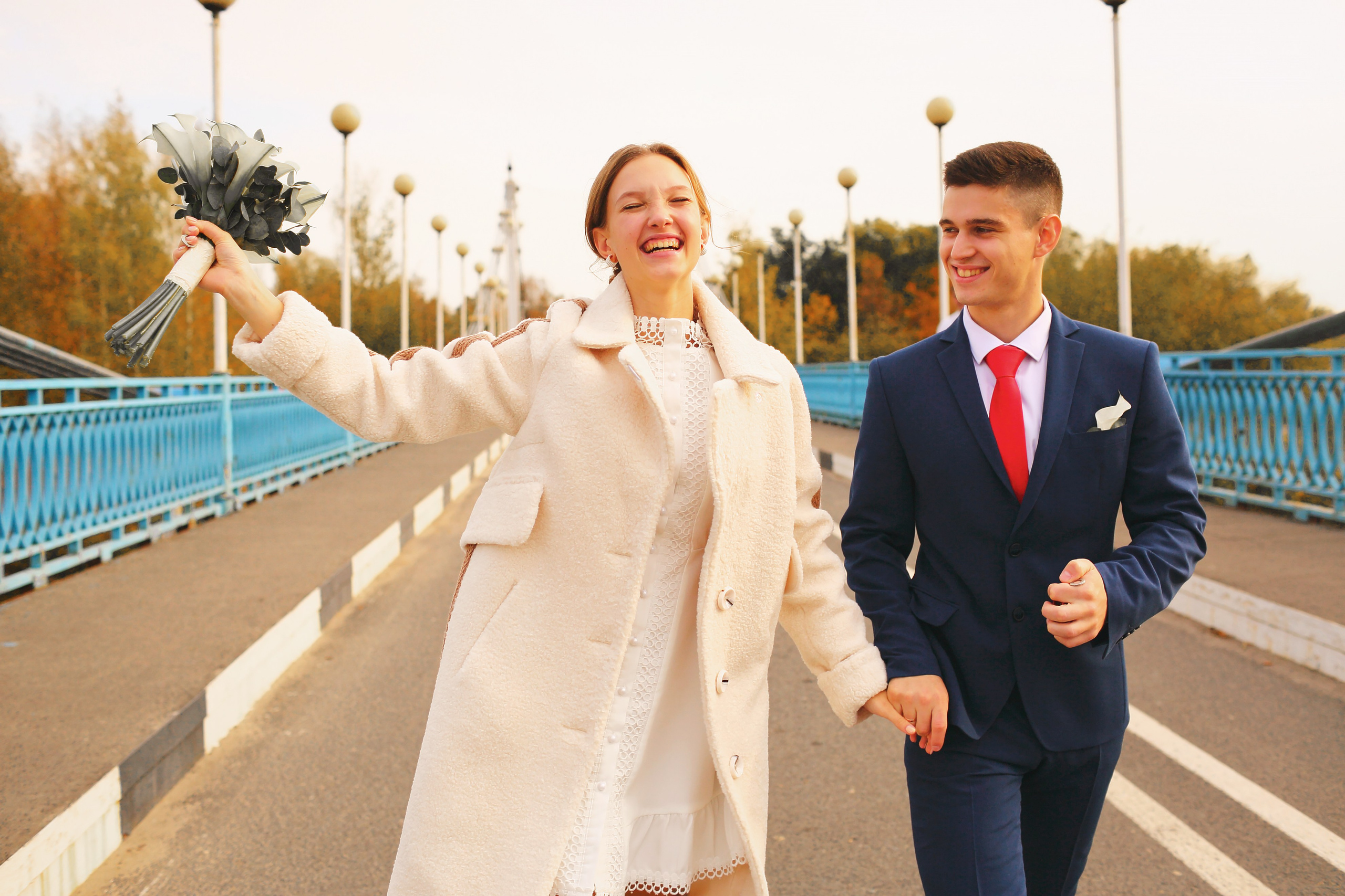 Съемка пары в осеннем городе и в студии. Свадебный и репортажный фотограф в Ярославле и Санкт-Петербурге Роман Микрюков