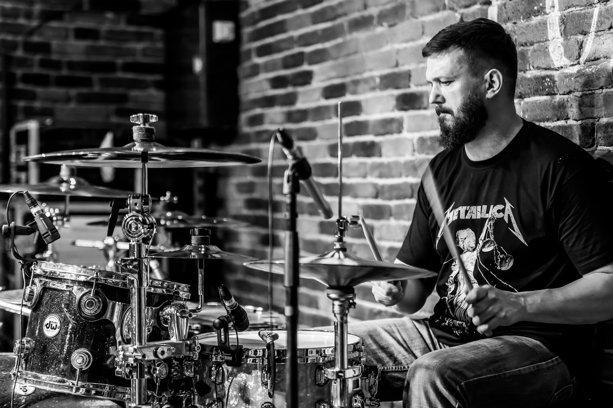 LifePub 29.03.2023. Московская кавер-группа BankBand