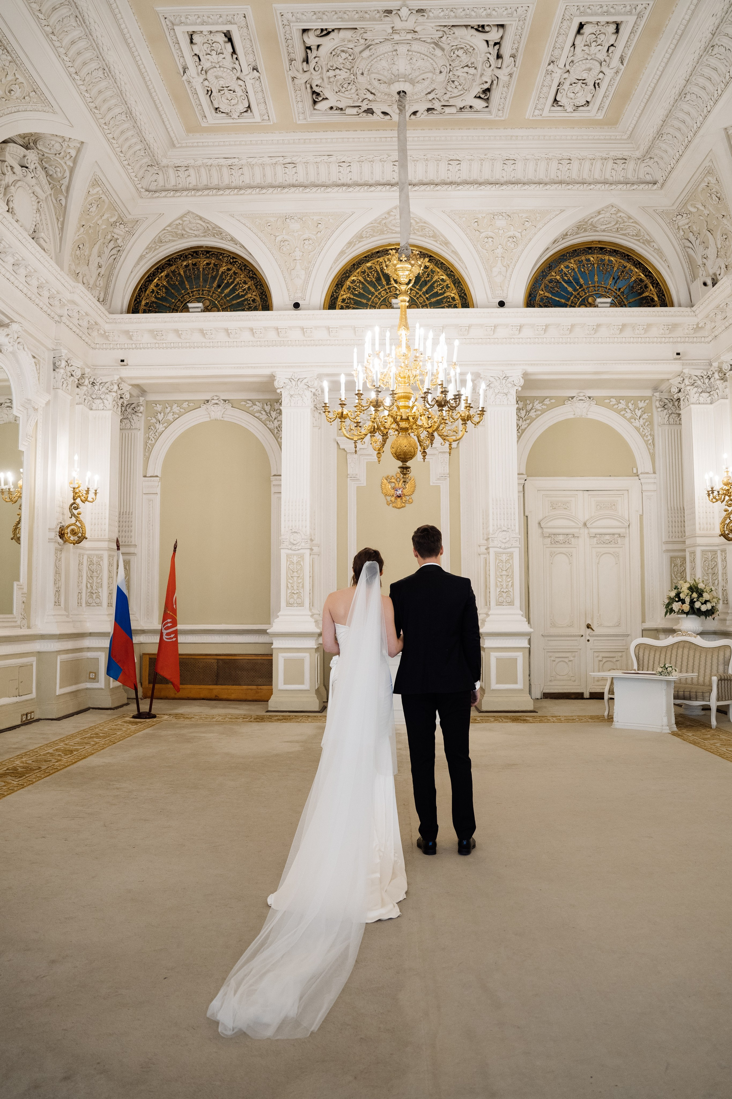 Оранжевая свадьба в гребешках. Свадебный фотограф организатор в Санкт-Петербурге Ассоль Опарина