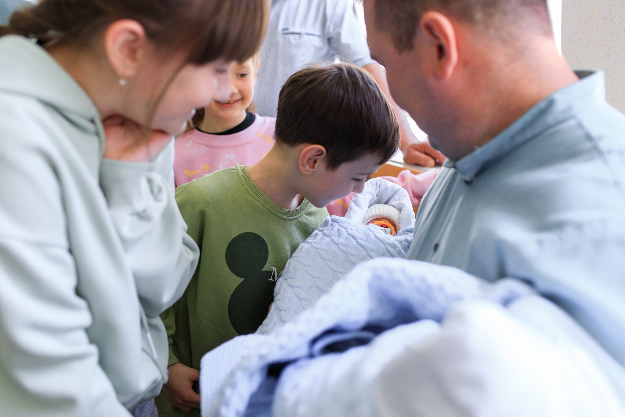 Съемка выписки из роддома. Фотограф в Уфе Ирина Идрисова