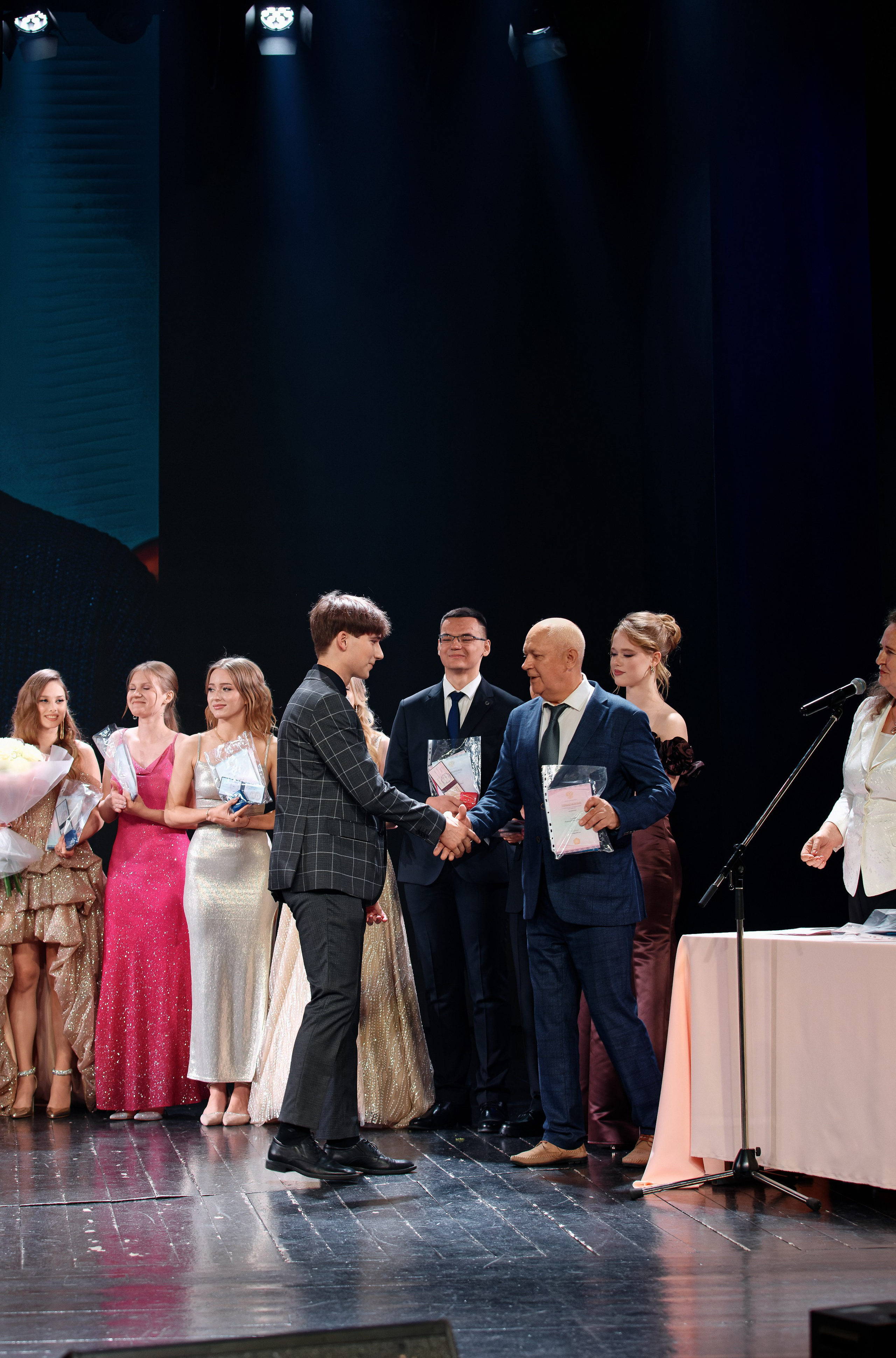 Выпускной школы 56 11Б. Семейный фотограф — Макс Белогрудов