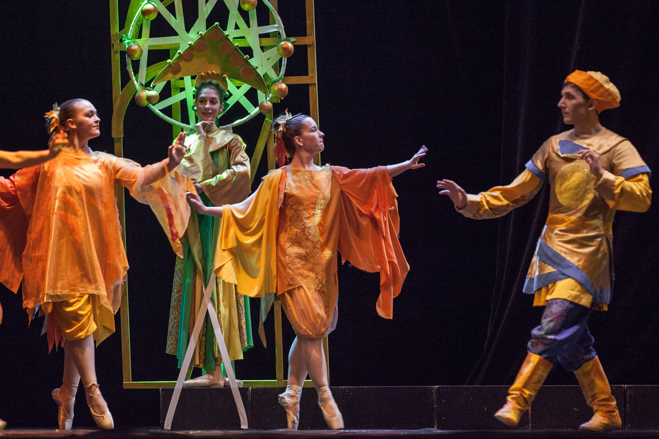 Балет «Жар-птица». Семейный и предметный фотограф Мария Львова Санкт-Петербург flitphoto