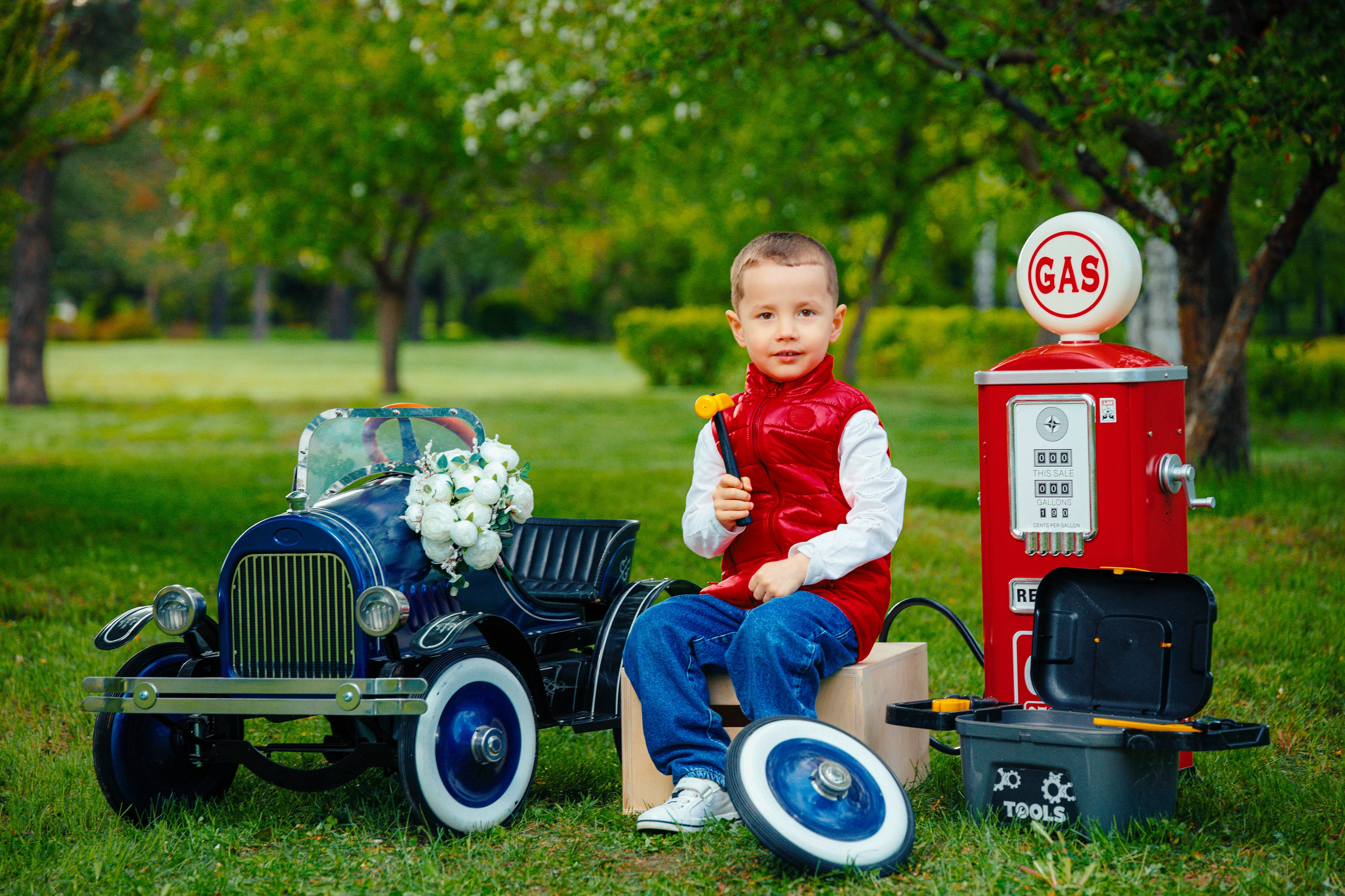 Съемка с ретро машинкой. Детский фотограф Максим Потанин в Ижевске и Набережных Челнах