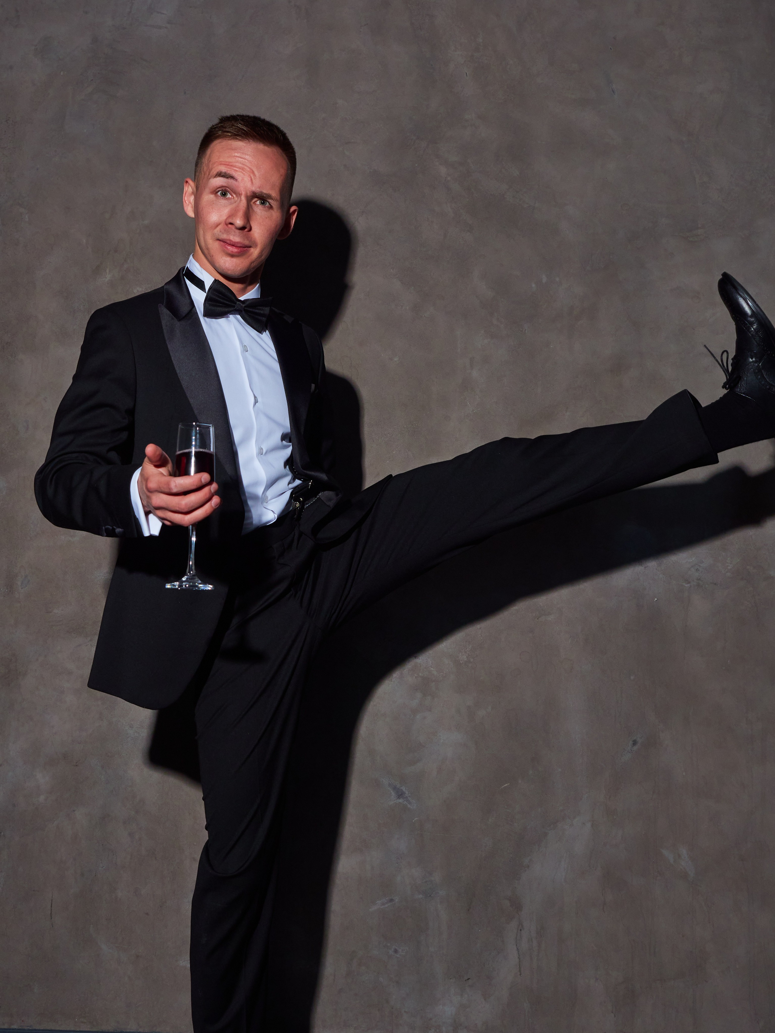 Игорь (ведущий). Главная