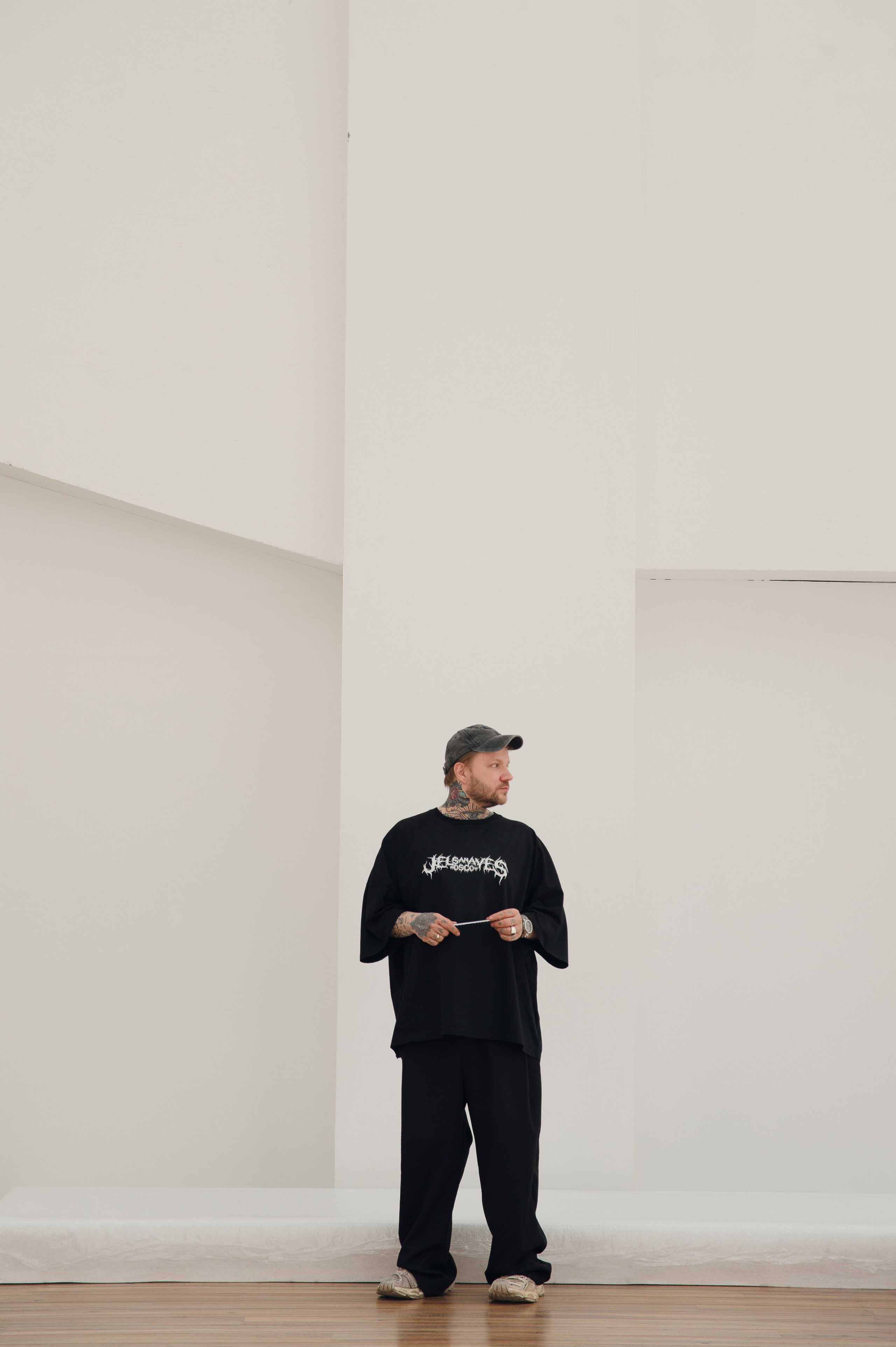 Бекстейдж показа «Новые Имена» собака.ru|ДЛТ. Портретный и репортажный фотограф в Санкт-Петербурге