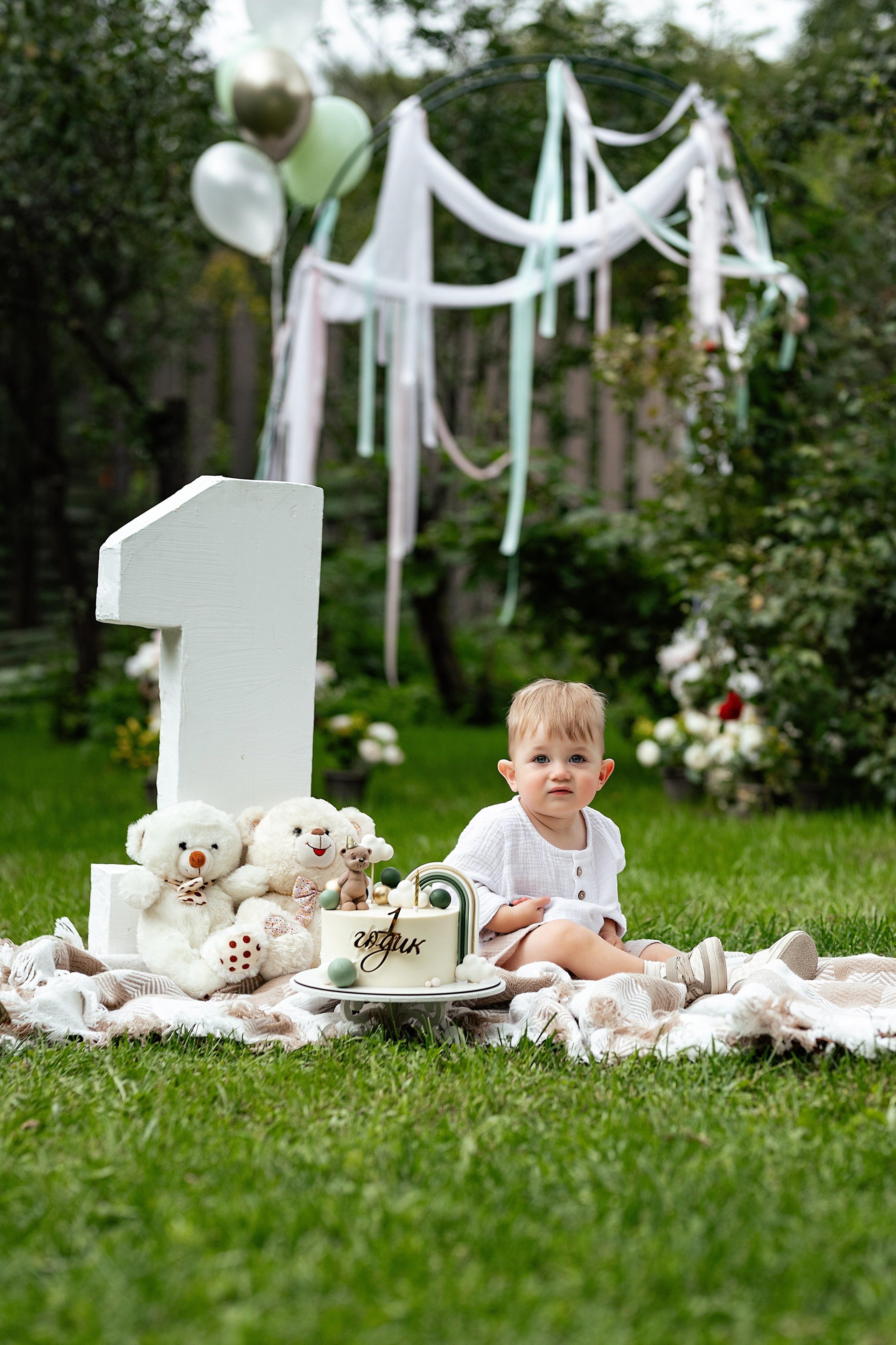 Семейная фотосессия на фотодаче в Купавне. Фотограф в Железнодорожном и Балашихе