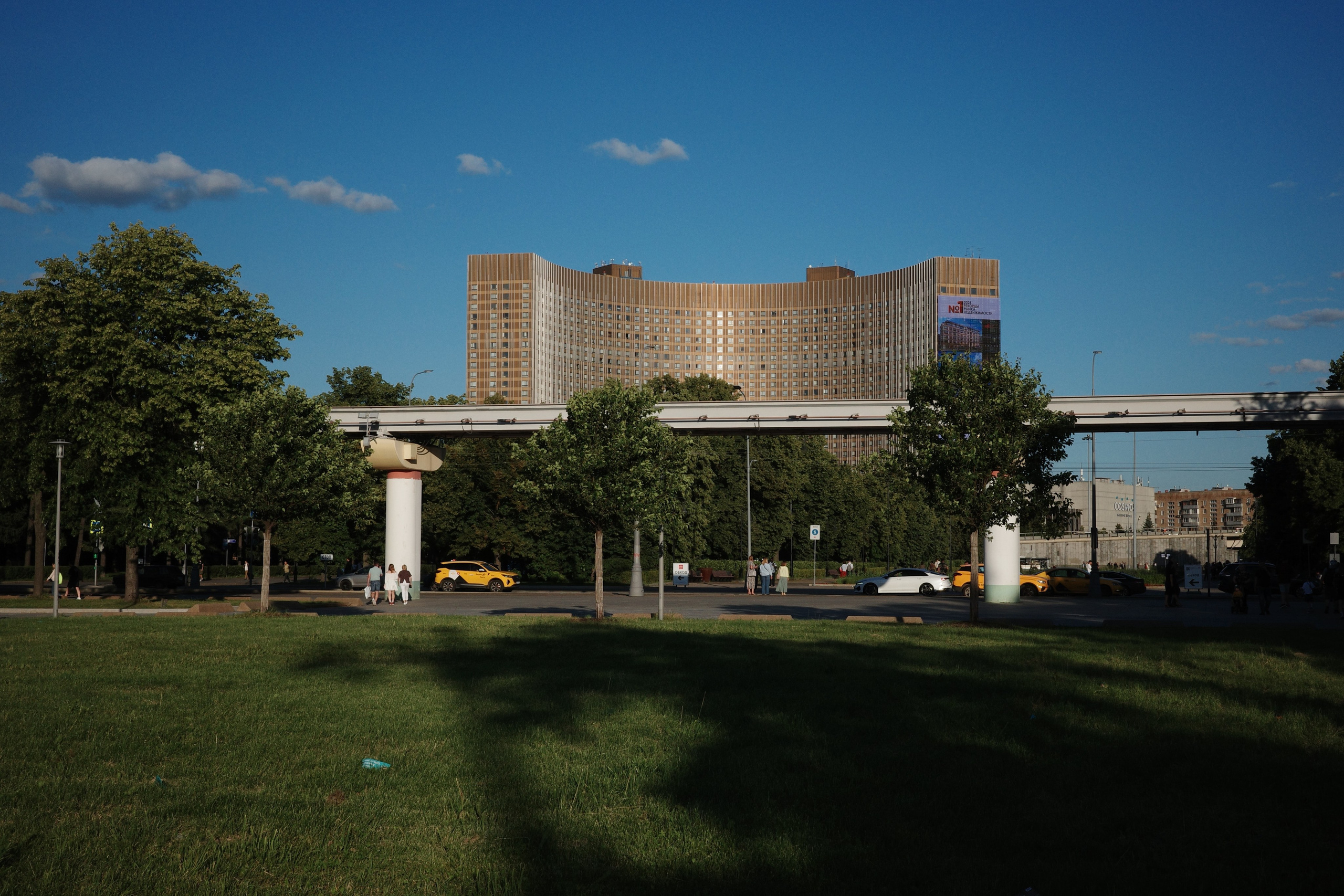 Фотопоток. Проект «Фотокладовка»: блог уличной фотографии в формате street photo