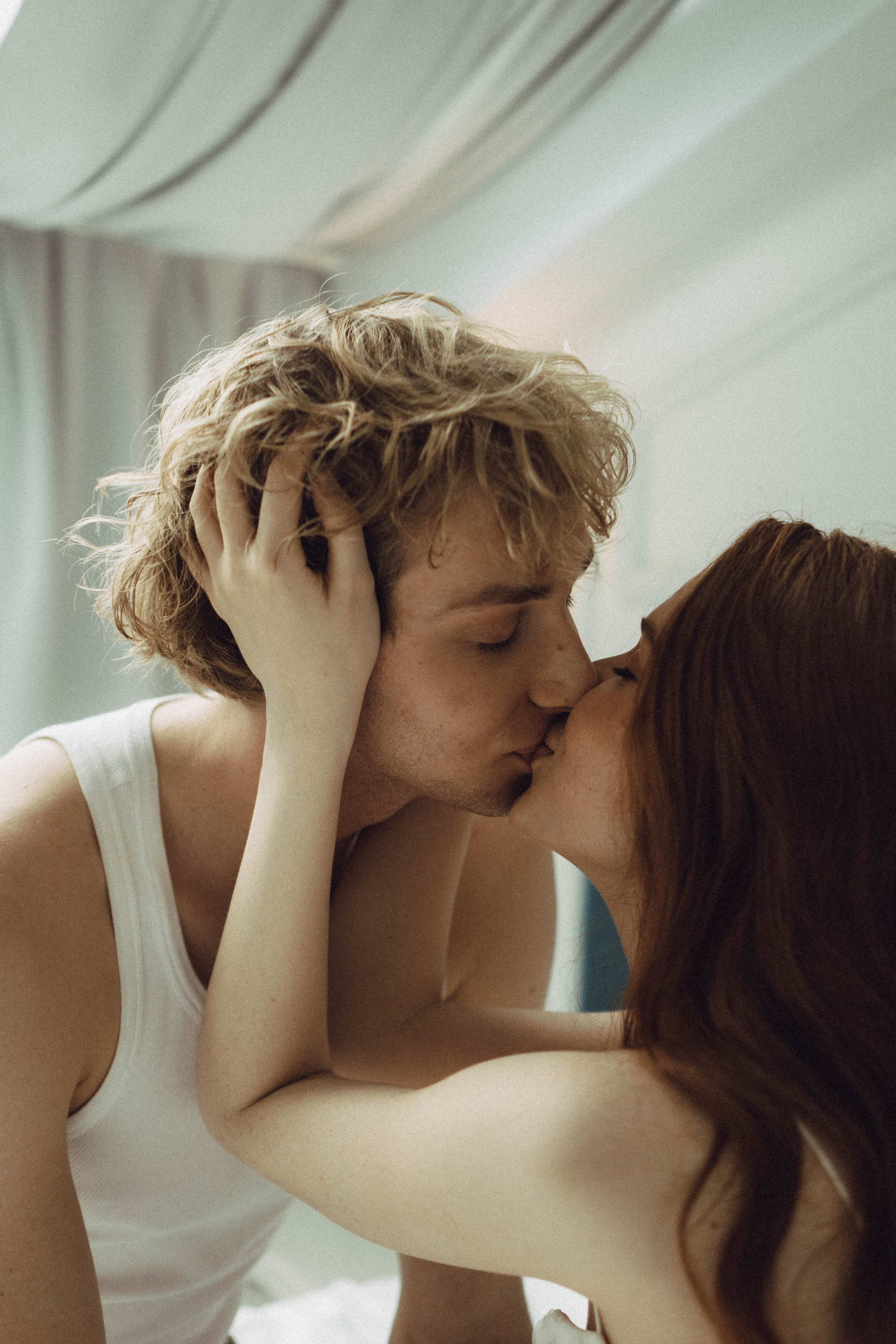 СВАДЕБНАЯ СЬЕМКА В ОТЕЛЕ. СБОРЫ ЖЕНИХА И НЕВЕСТЫ И ТАКЖЕ ТОР И ПОДГОТОВКА К ПРОГУЛКЕ. Профессиональный фотограф, Санкт-Петербург — Виктория Богомолова