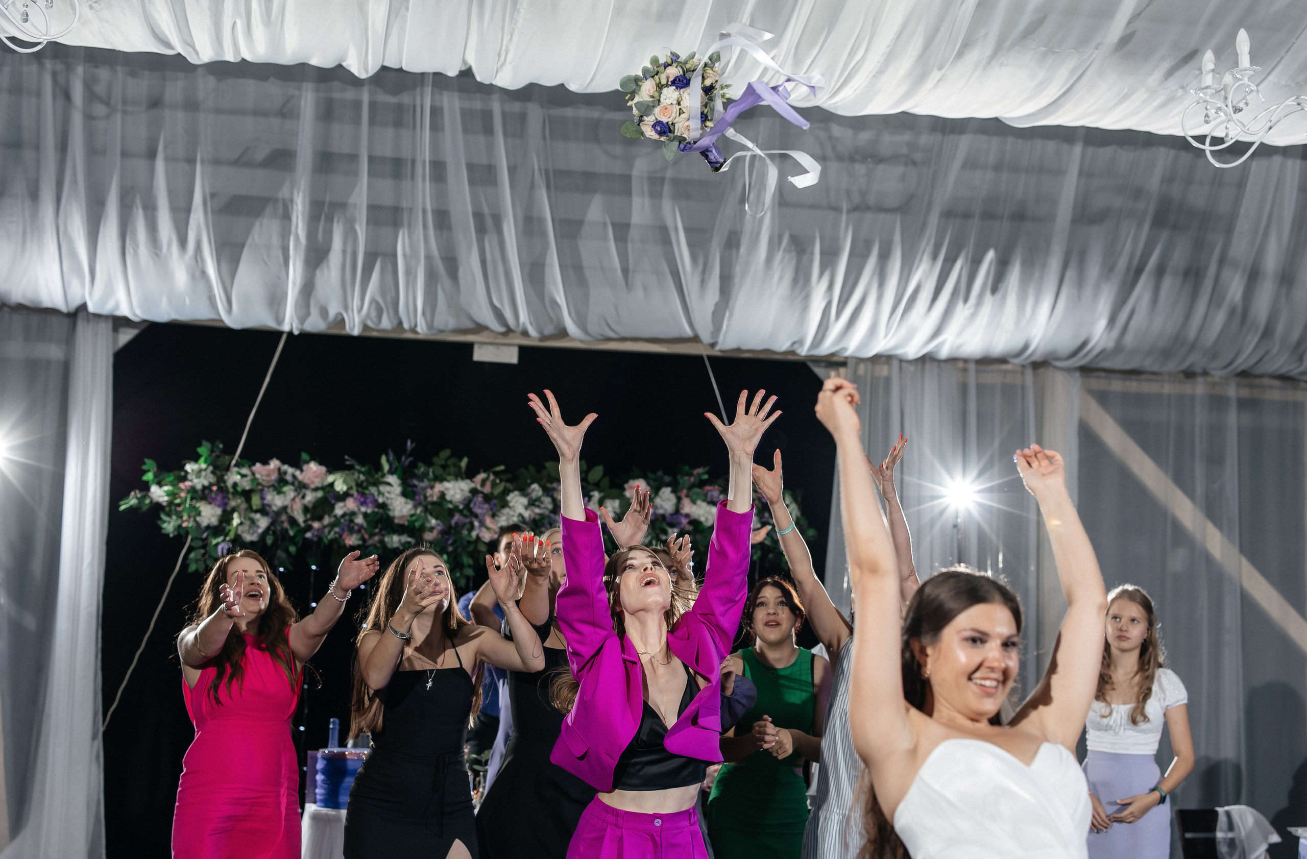 Юлия & Максим | 05.08.23. Свадебный и семейный фотограф в Омске Евгения Хакимова