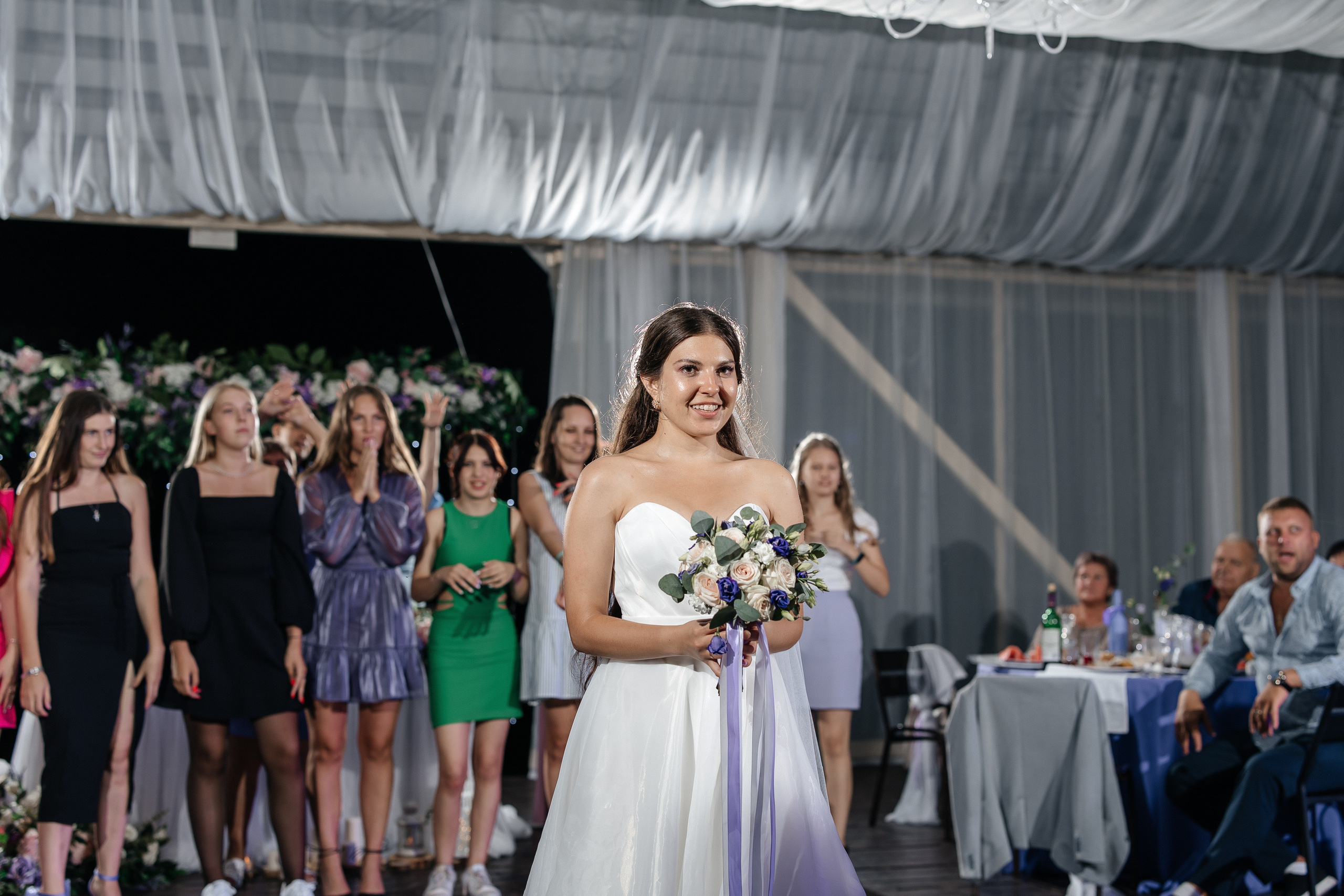 Юлия & Максим | 05.08.23. Свадебный и семейный фотограф в Омске Евгения Хакимова