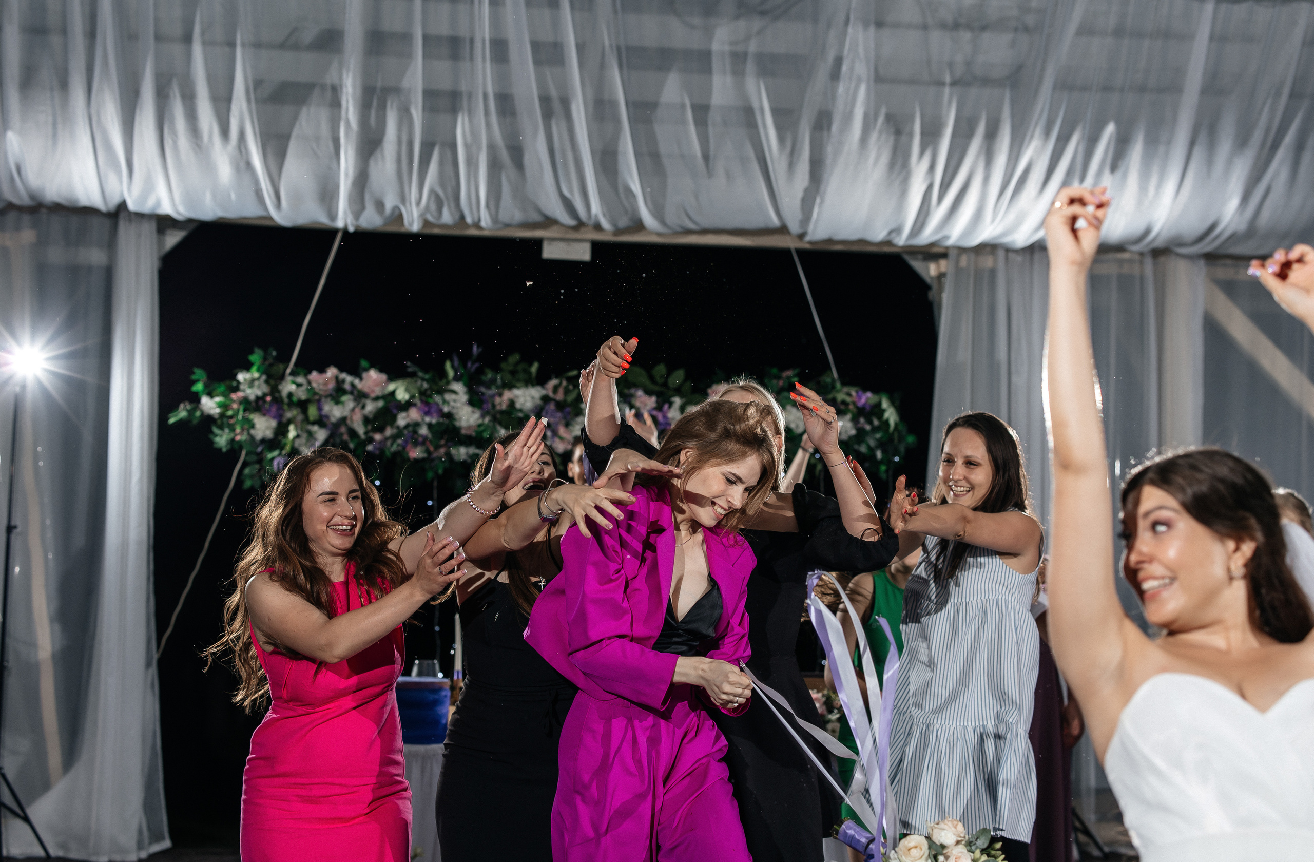 Юлия & Максим | 05.08.23. Свадебный и семейный фотограф в Омске Евгения Хакимова