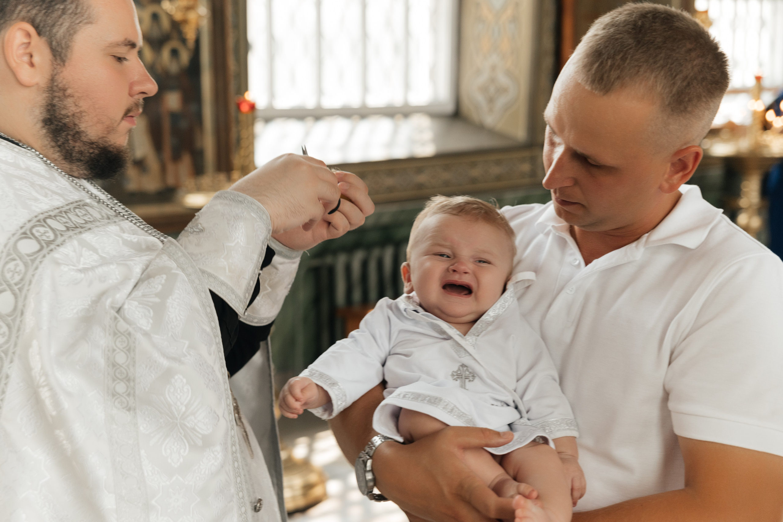 Таинство крещения Артёма. Фотограф Елена Кучук