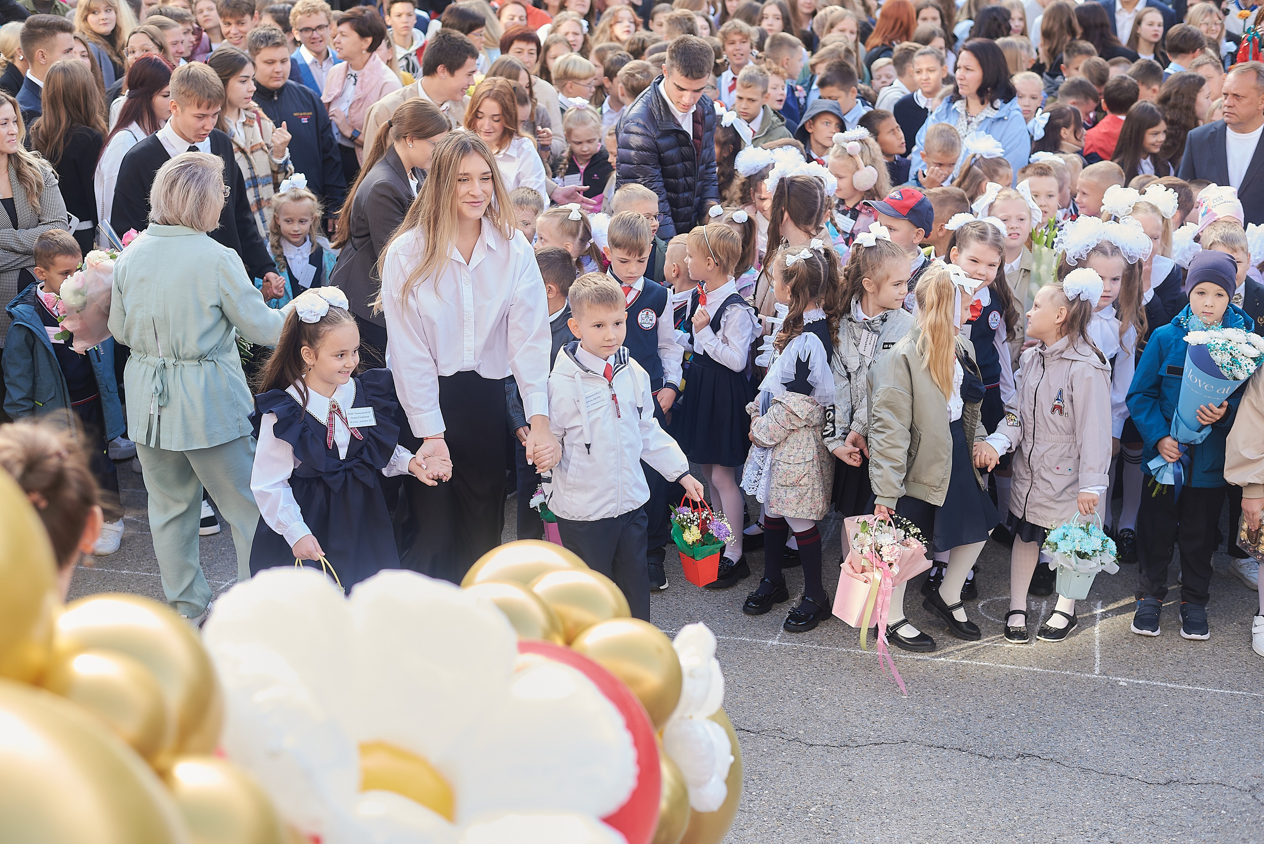 Первый класс. Фотограф Елена Дука. Контент съемка. Семейная фотография