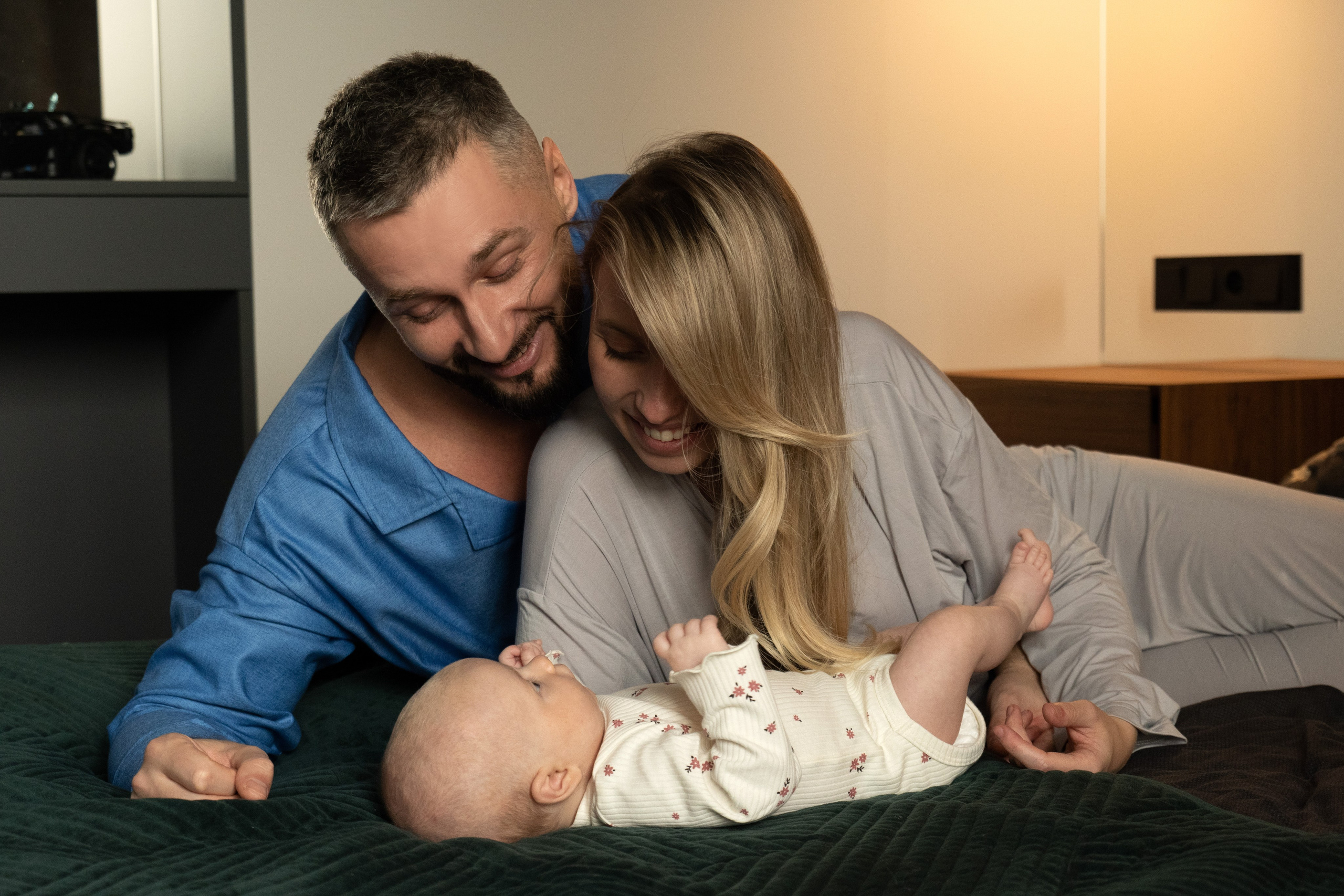 Семейная фотосессия (Ае 2 месяца). Фотограф видеограф Ольга Василевская