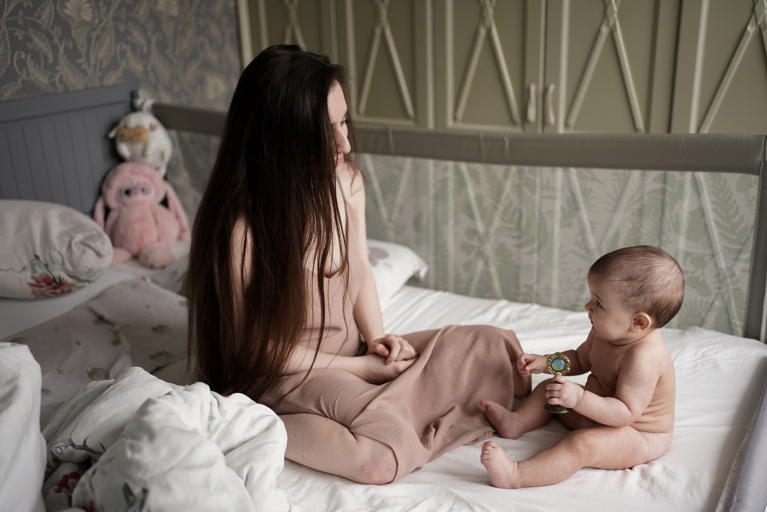 Тася и Тара. Фотограф грудного вскармливания в Москве Екатерина