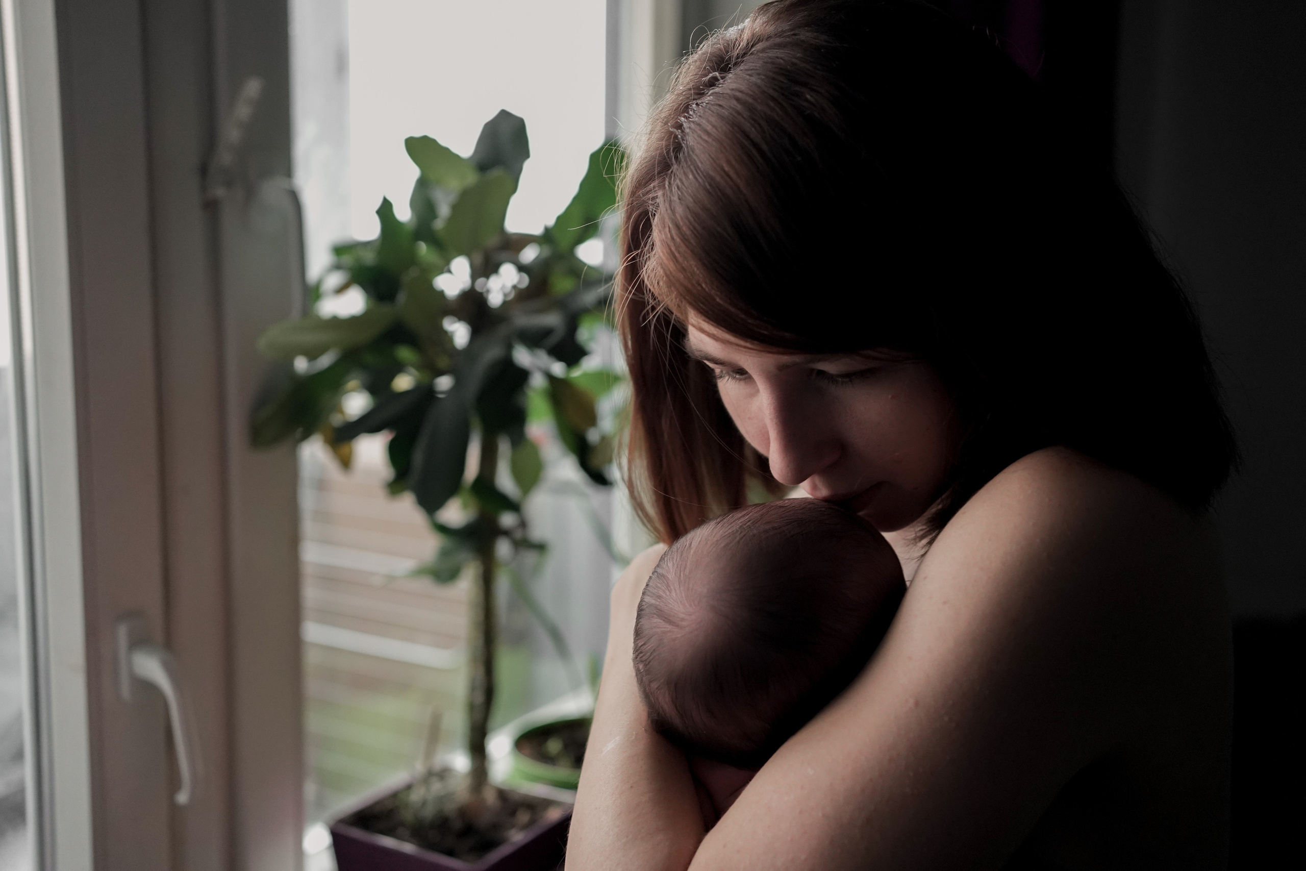 Женя и Лера. Фотограф грудного вскармливания в Москве Екатерина