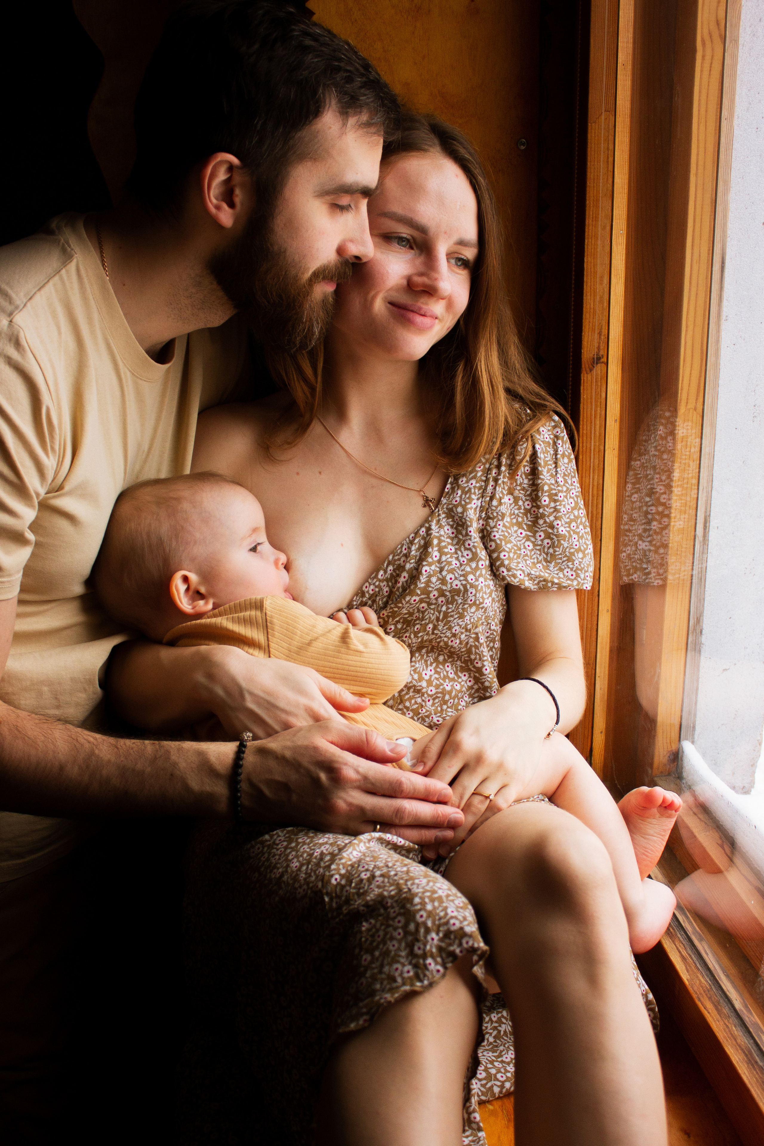 Екатерина, Андрей и Родион. Фотограф грудного вскармливания в Москве Екатерина
