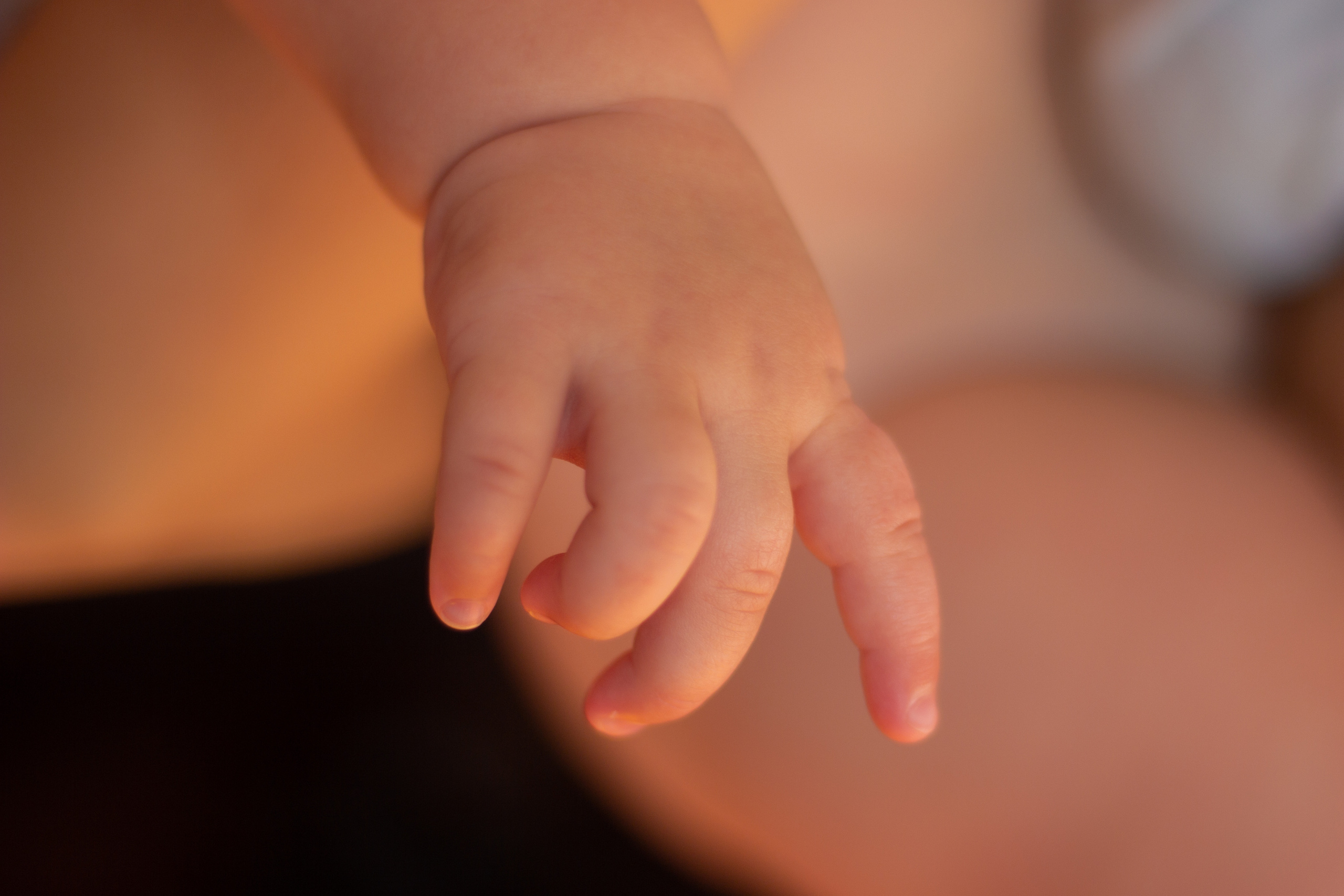 Варя и Лиза. Фотограф грудного вскармливания в Москве Екатерина