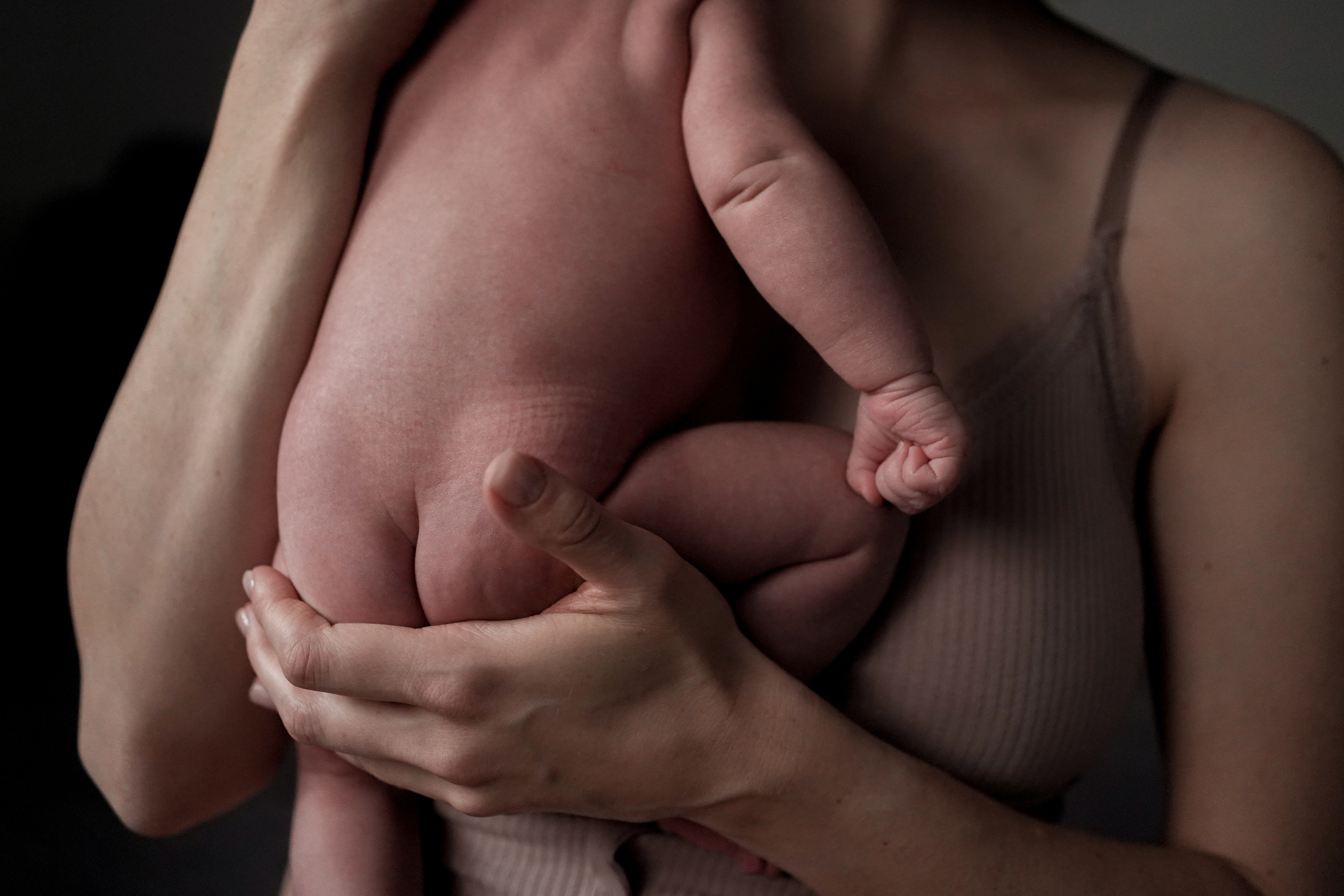 Женя и Лера. Фотограф грудного вскармливания в Москве Екатерина