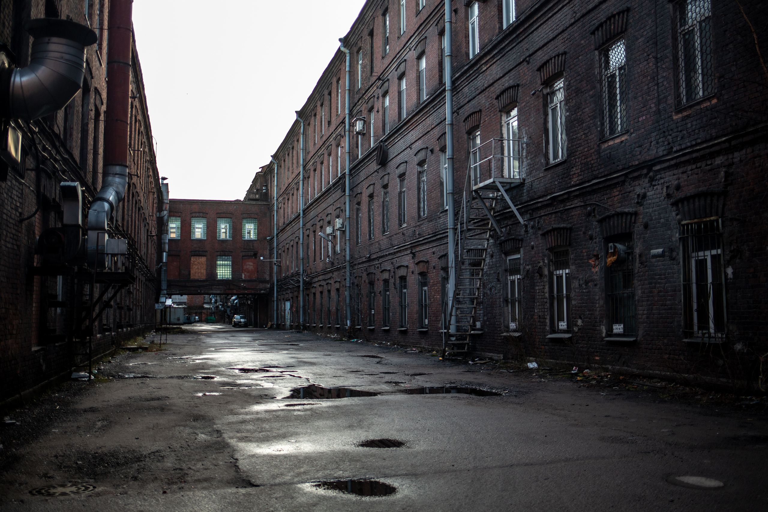 Красный треугольник Санкт-Петербург