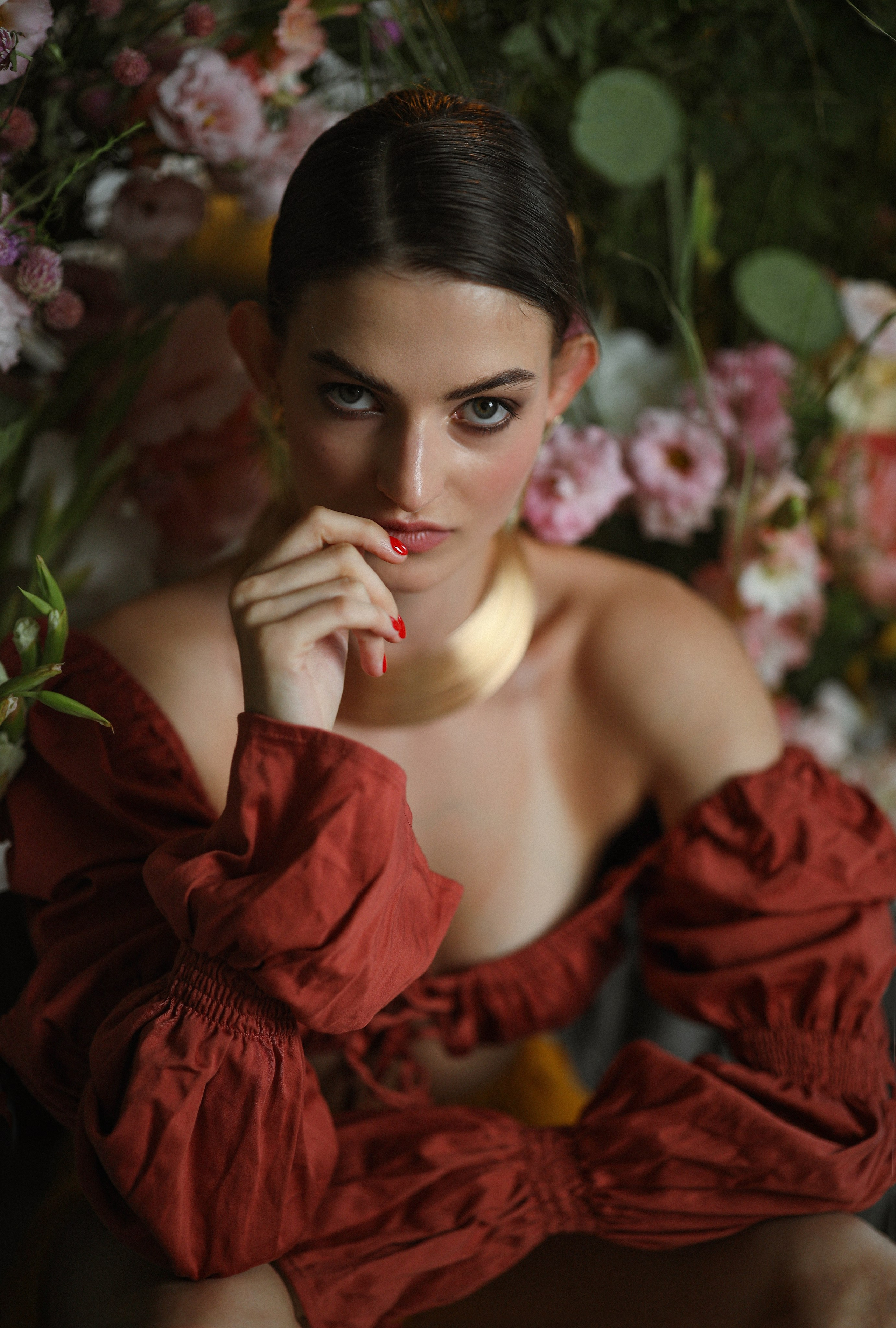 Фотосессия с цветами. Свадебный и семейный фотограф в Абхазии Жанна Соснина