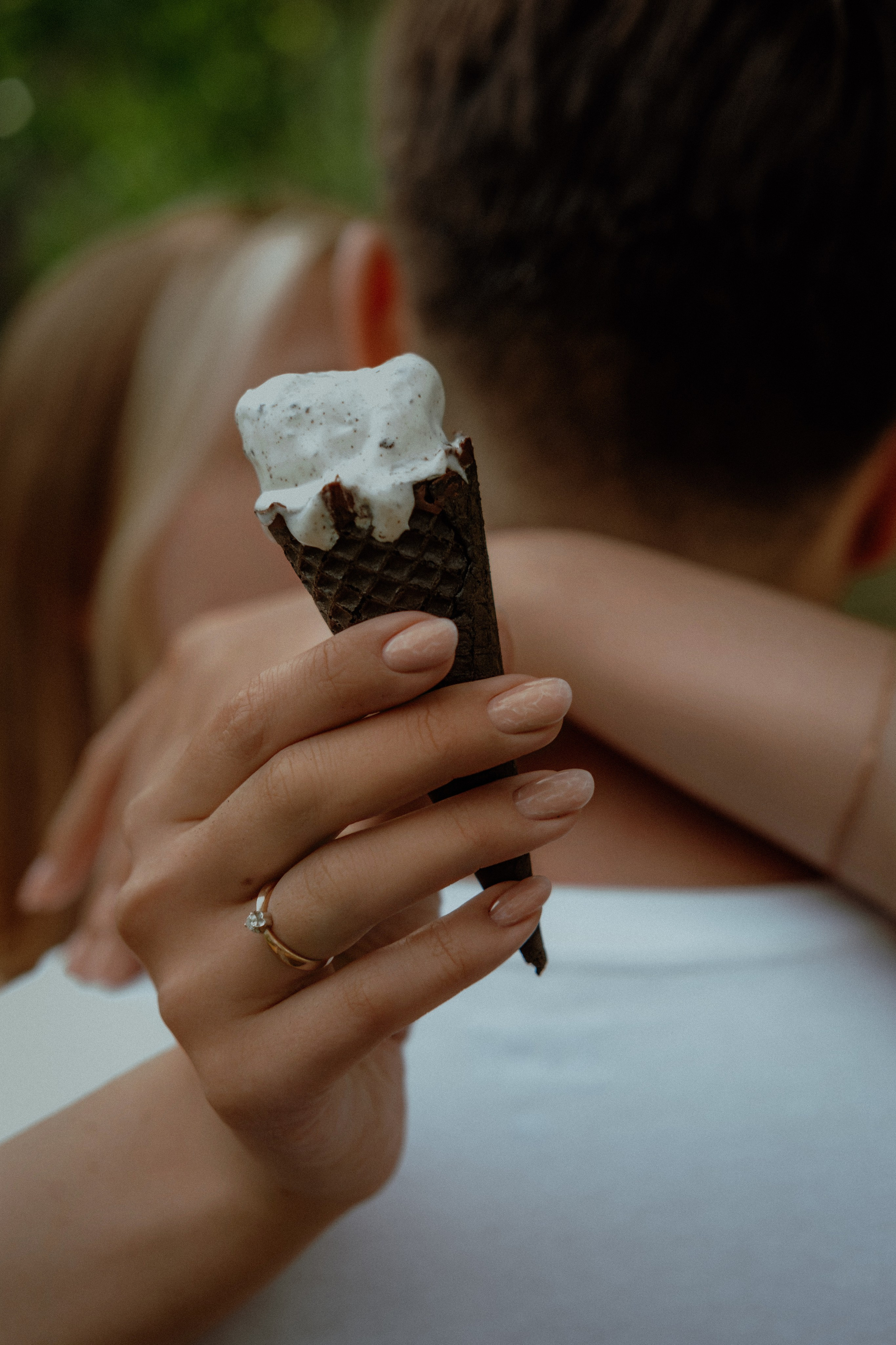 Прогулка в парке. Свадебный фотограф Челябинск