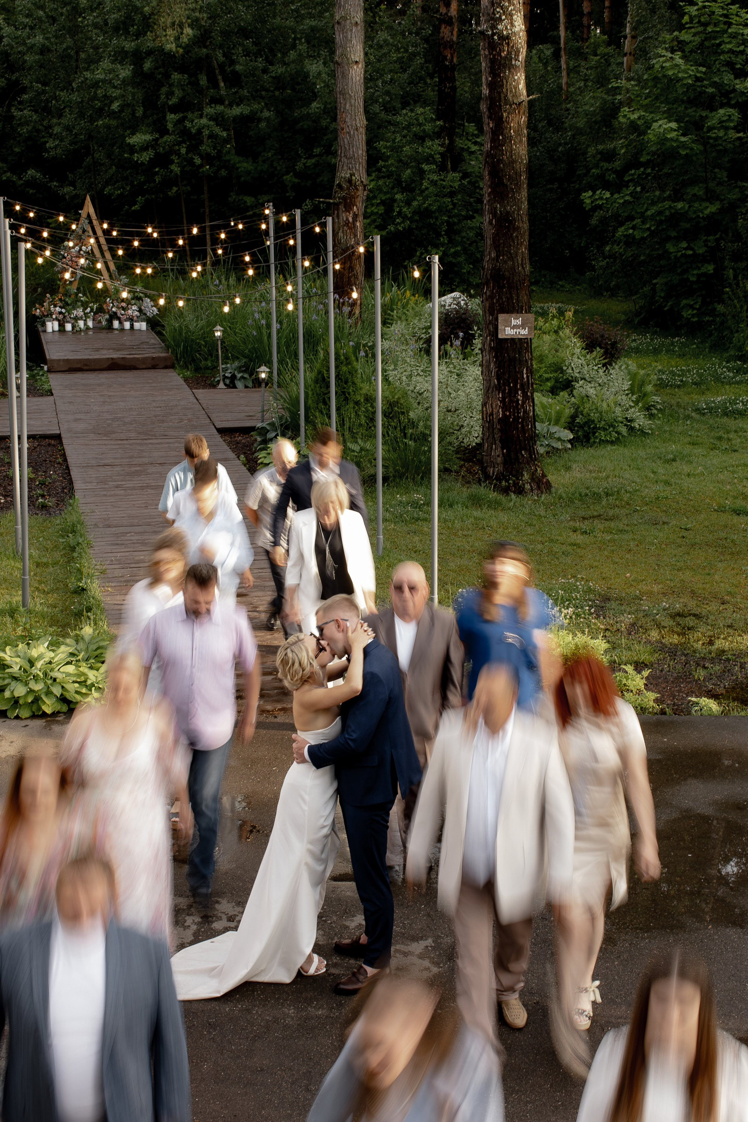 Один зонт, два сердца. Свадебный фотограф — Ефимов Сергей