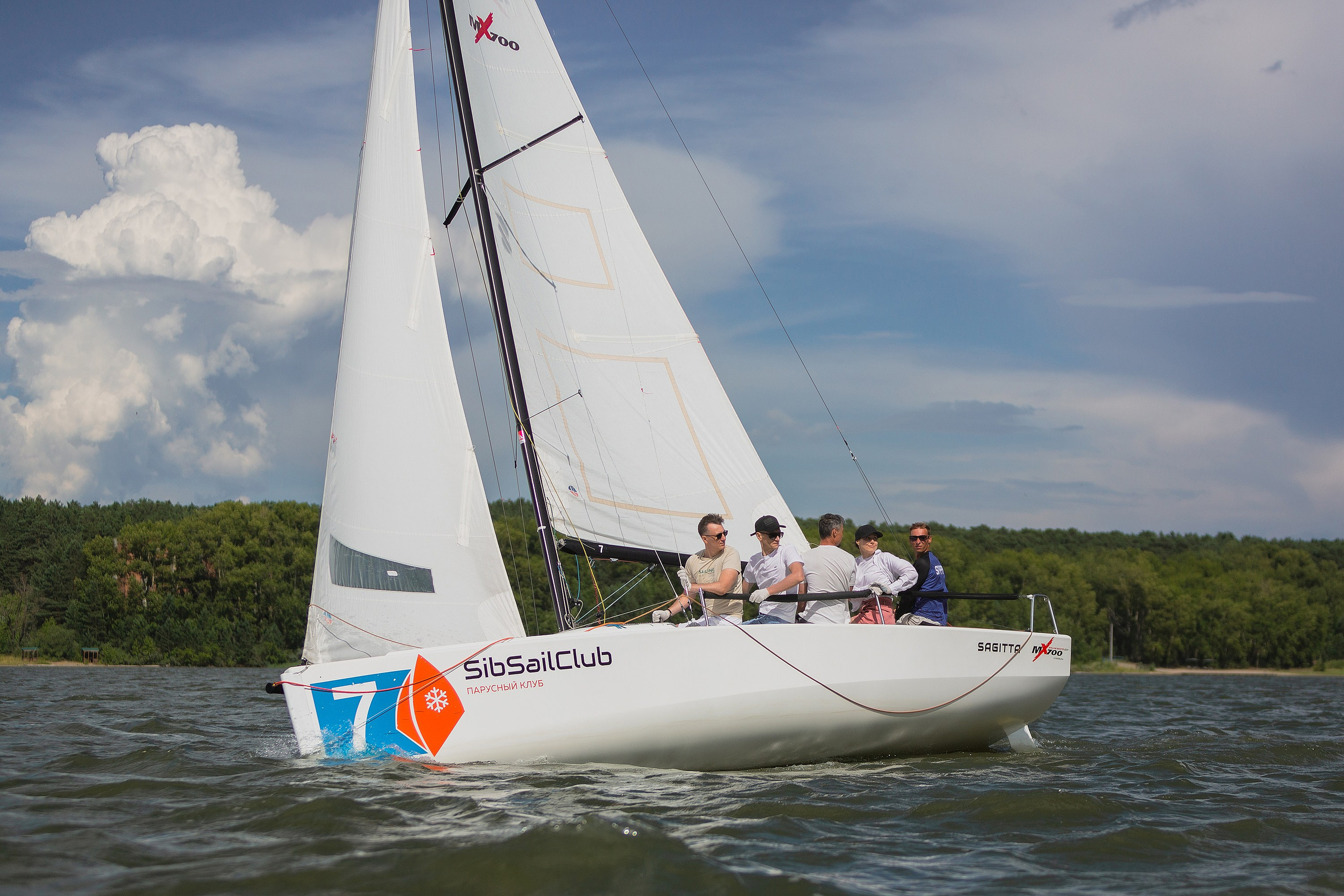 ЯХТИНГ. Roman Photo