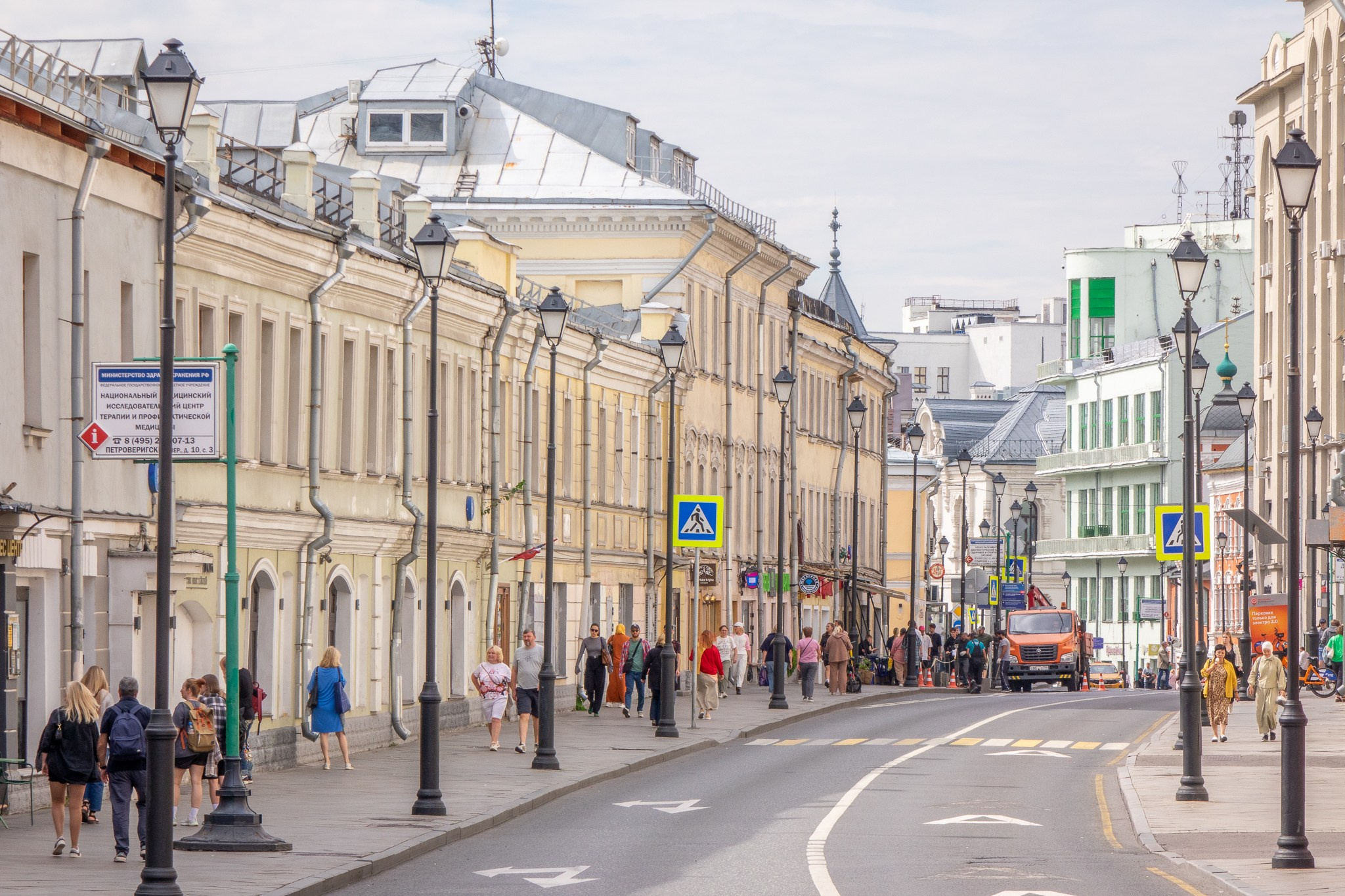 Достопримечательности Москвы. Коммерческая фотосъёмка городской среды, архитектуры и производственных объектов