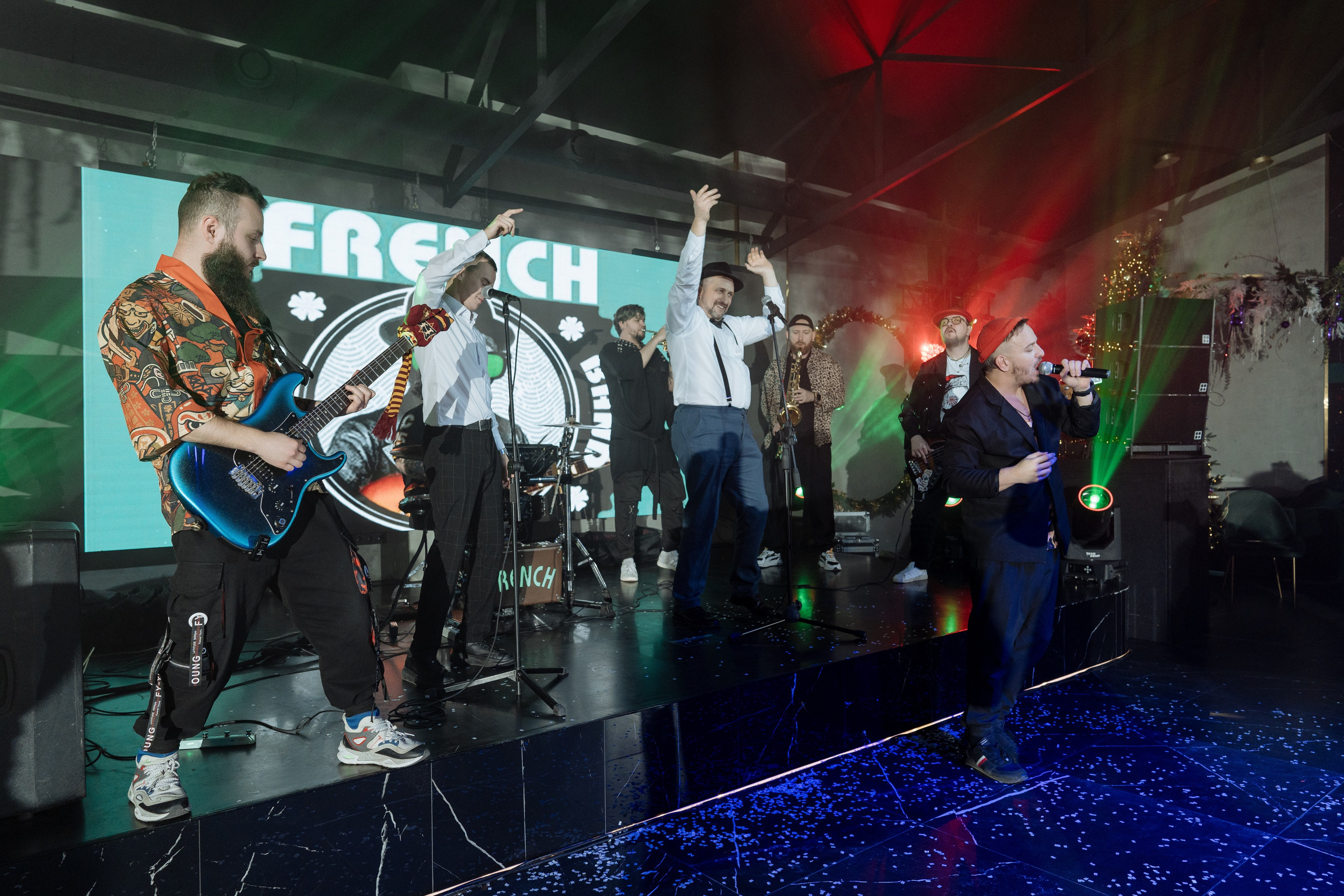 Альбион Тур