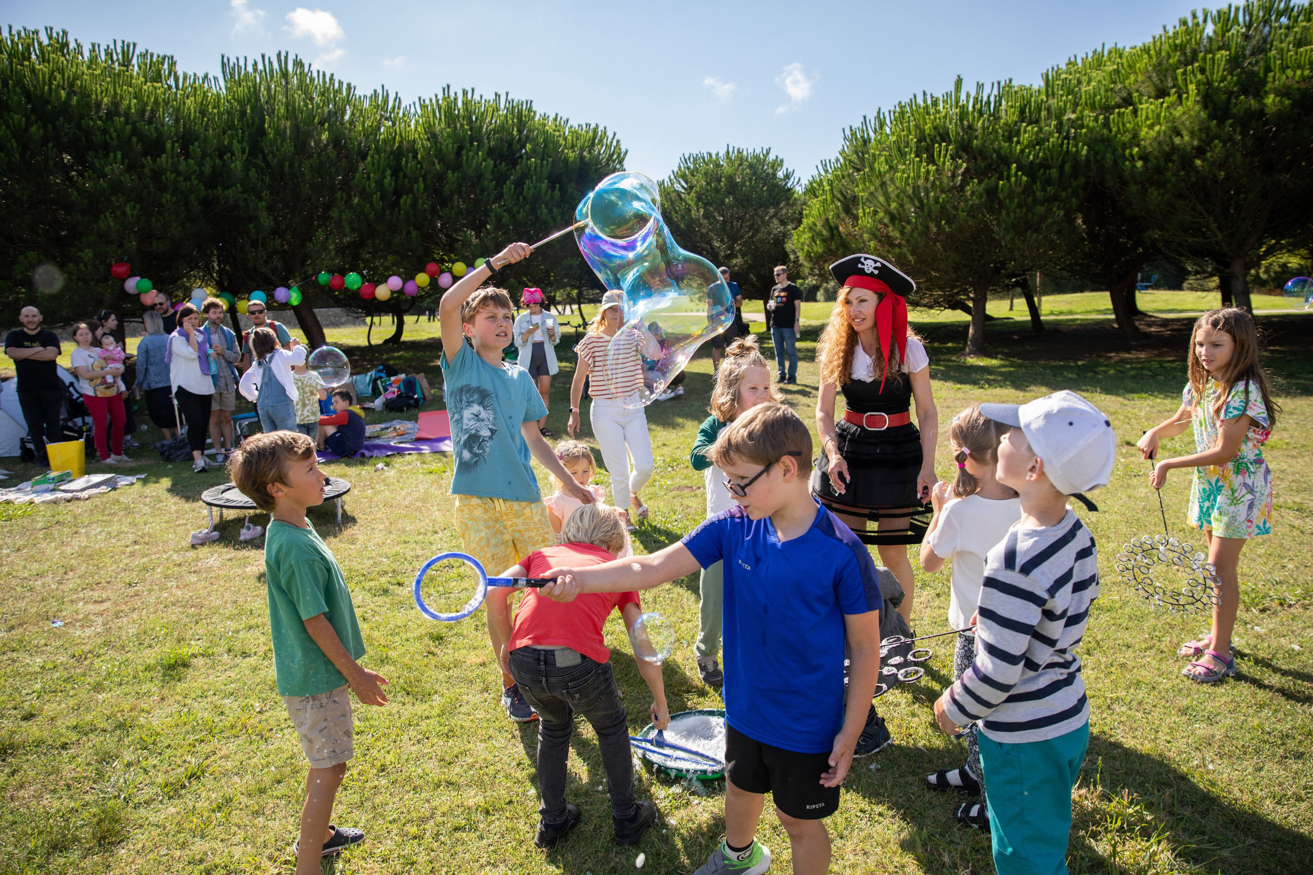 Children's and Family Photographer Oksana Lomnova
