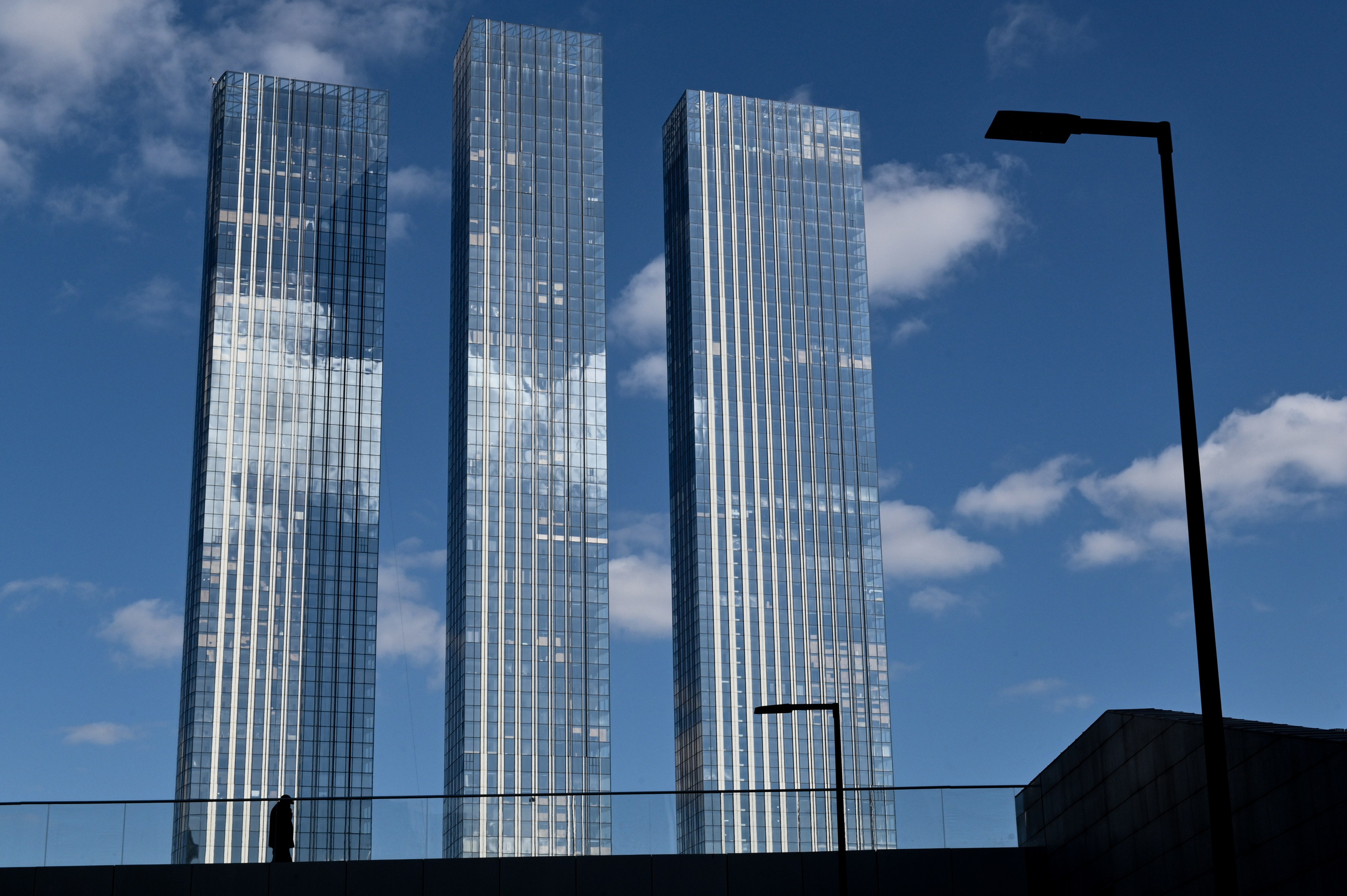 Street. Evgenii Filippov — Photographer